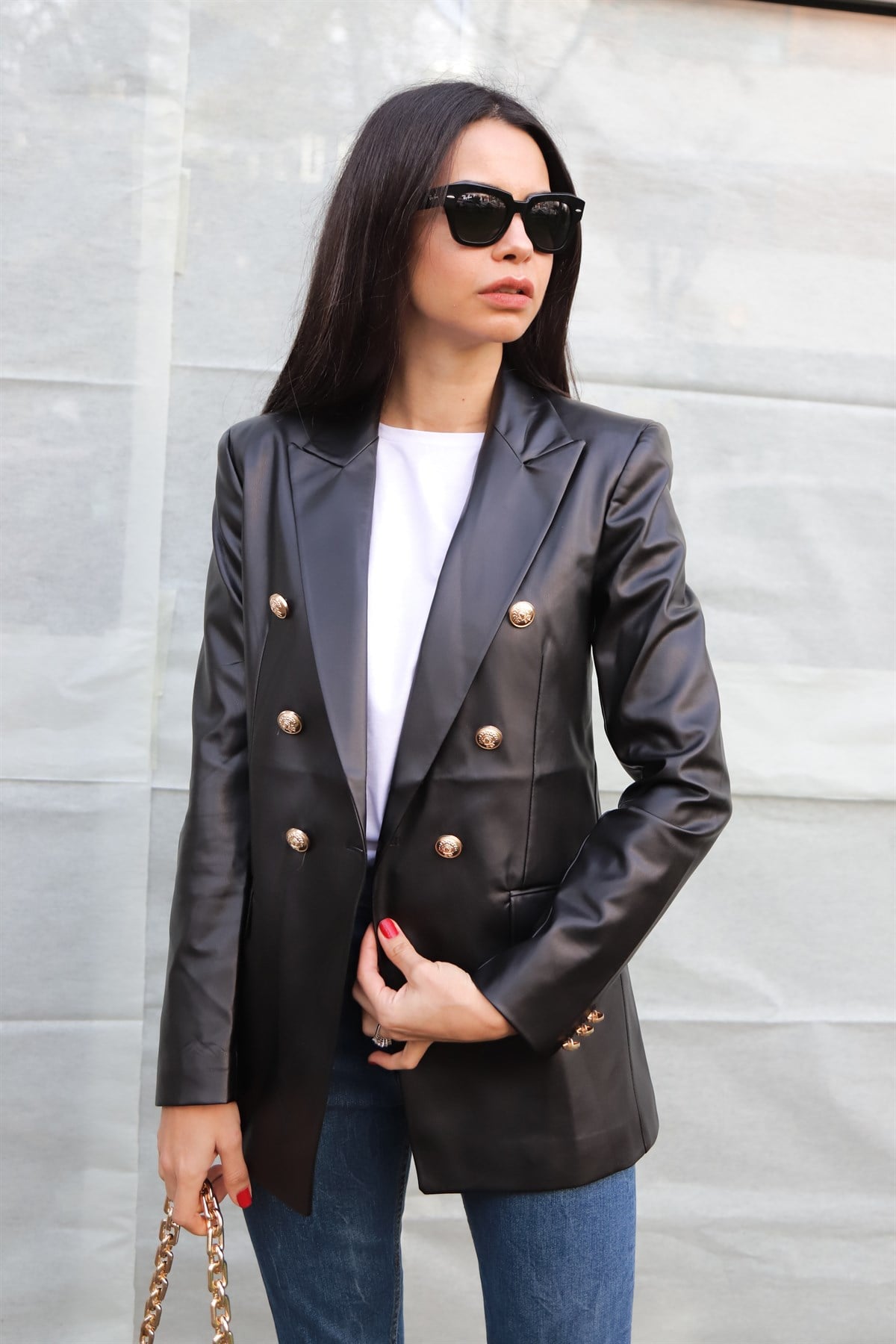 Gold Düğmeli Vatkalı Deri Blazer
