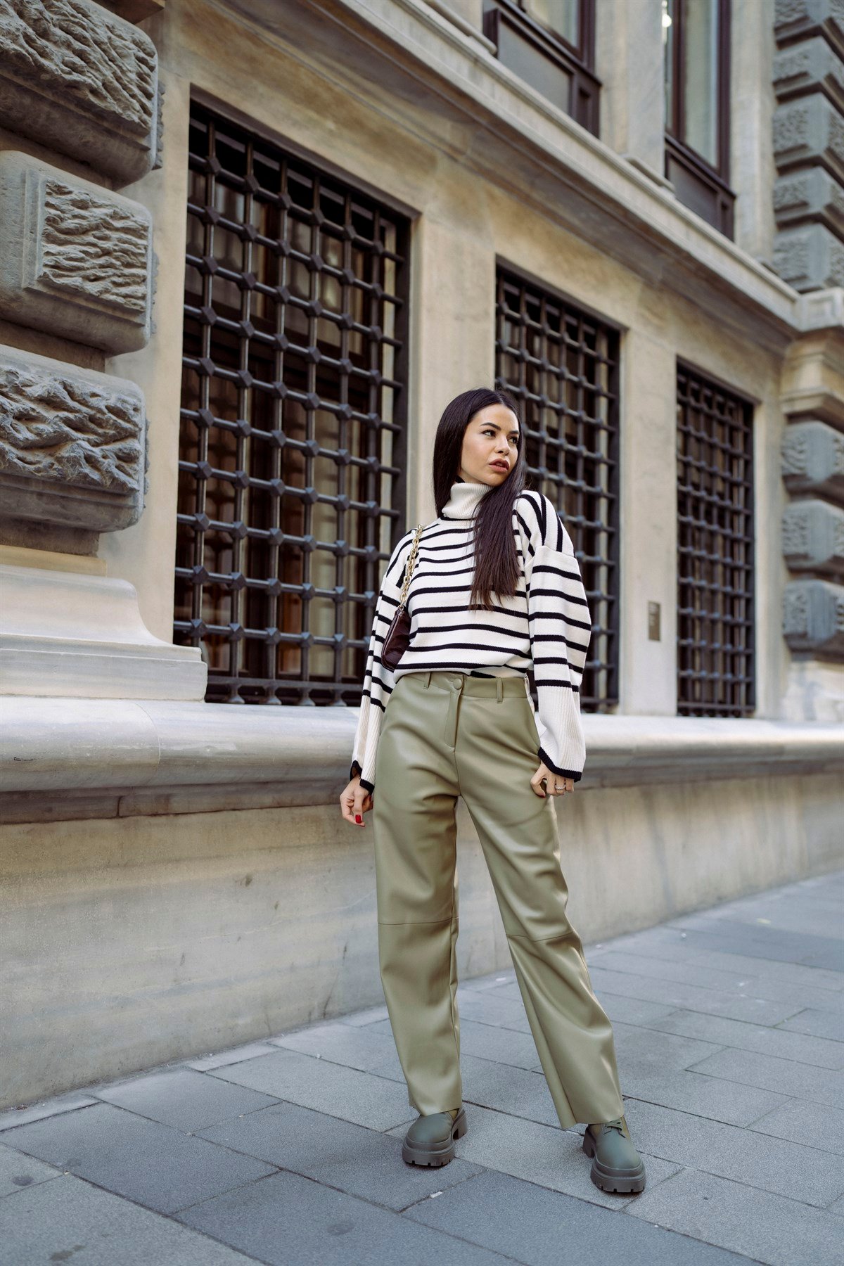 Haki Lazer Kesim Palazzo Deri Pantolon