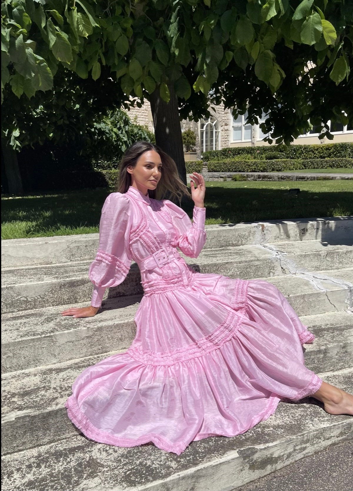 Kemerli Fırfır Detaylı Tasarım Pembe Elbise