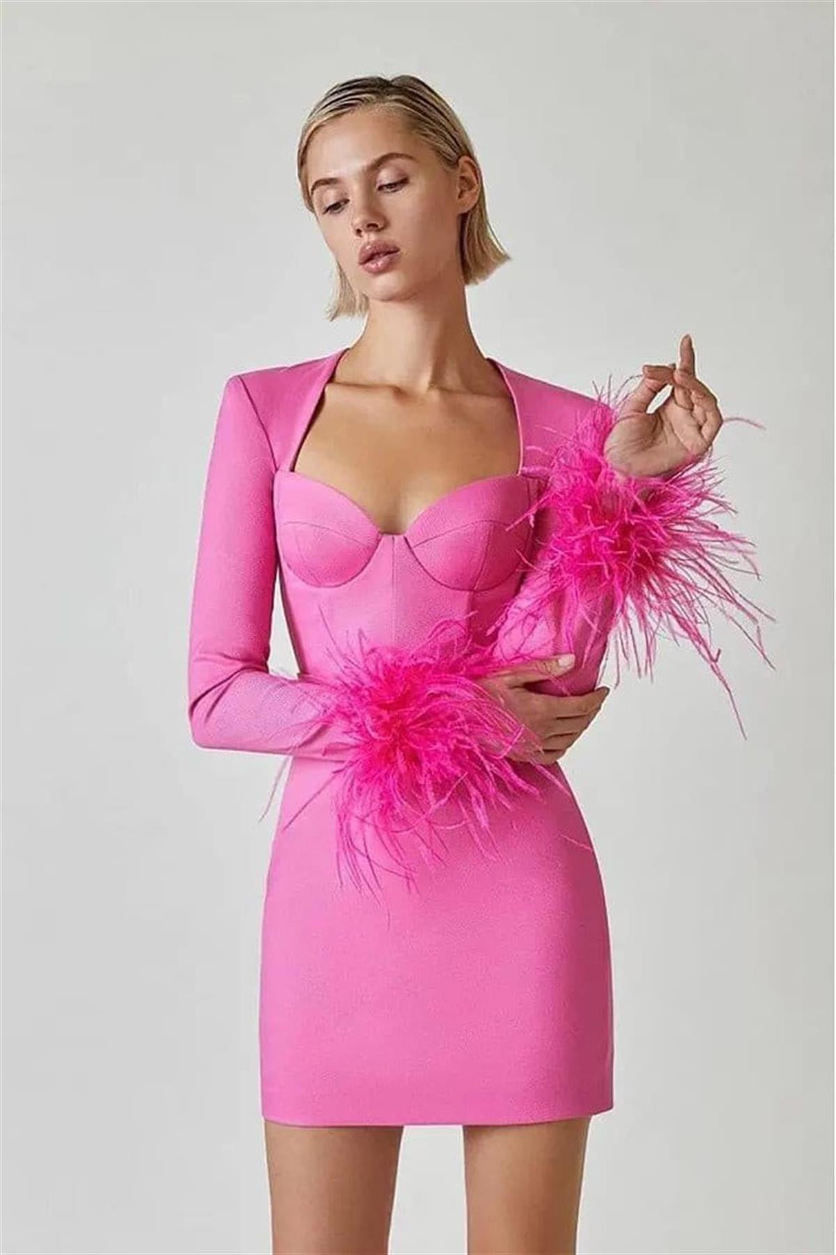Kolları Otriş Detaylı Tasarım Mini Elbise (Pembe)