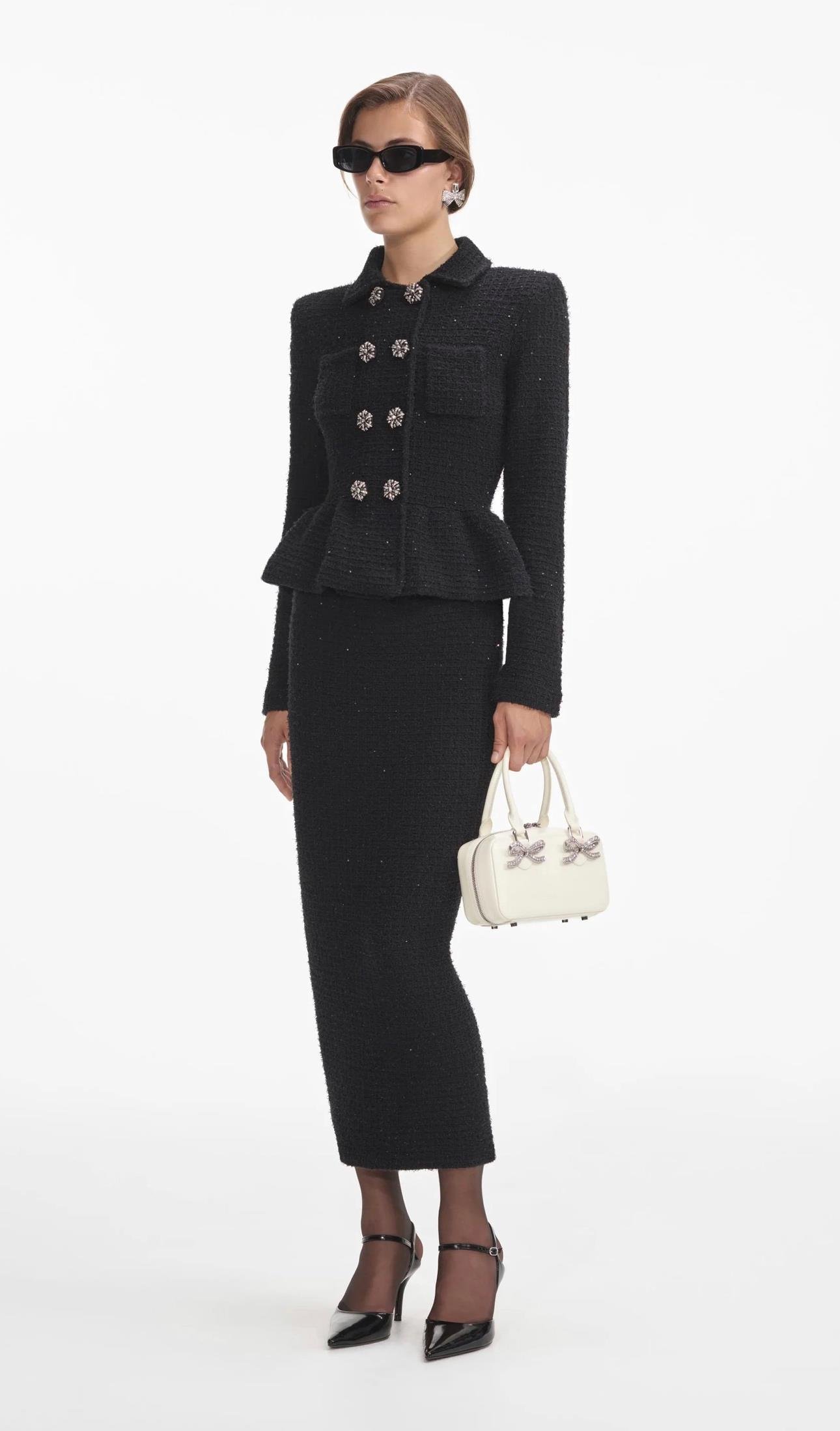 Kristal Düğmeli Peplum Formlu Siyah Premium Midi Elbise