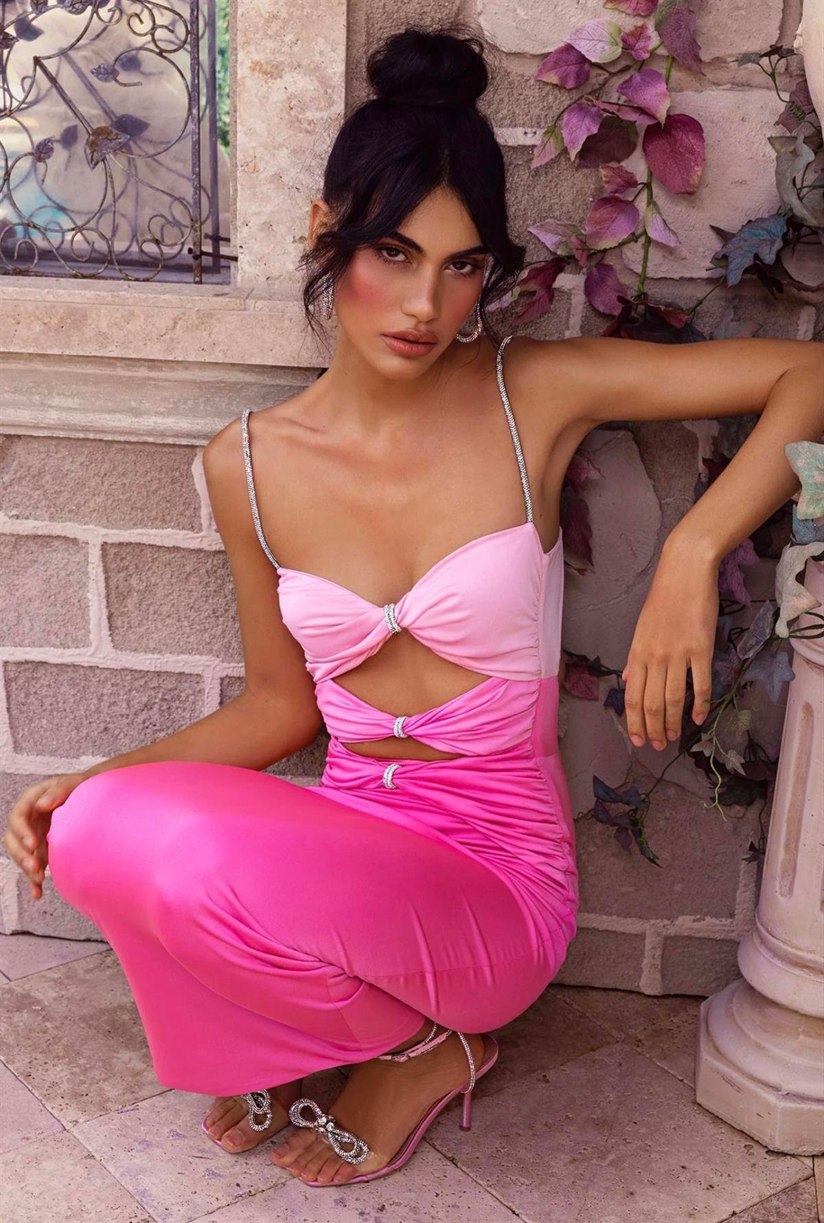 Pencereli Kristal Askılı Tasarım Pembe Jarse Elbise