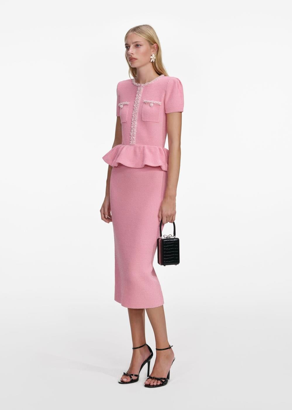 Peplum Detaylı İncili Pembe Tasarım Midi Elbise