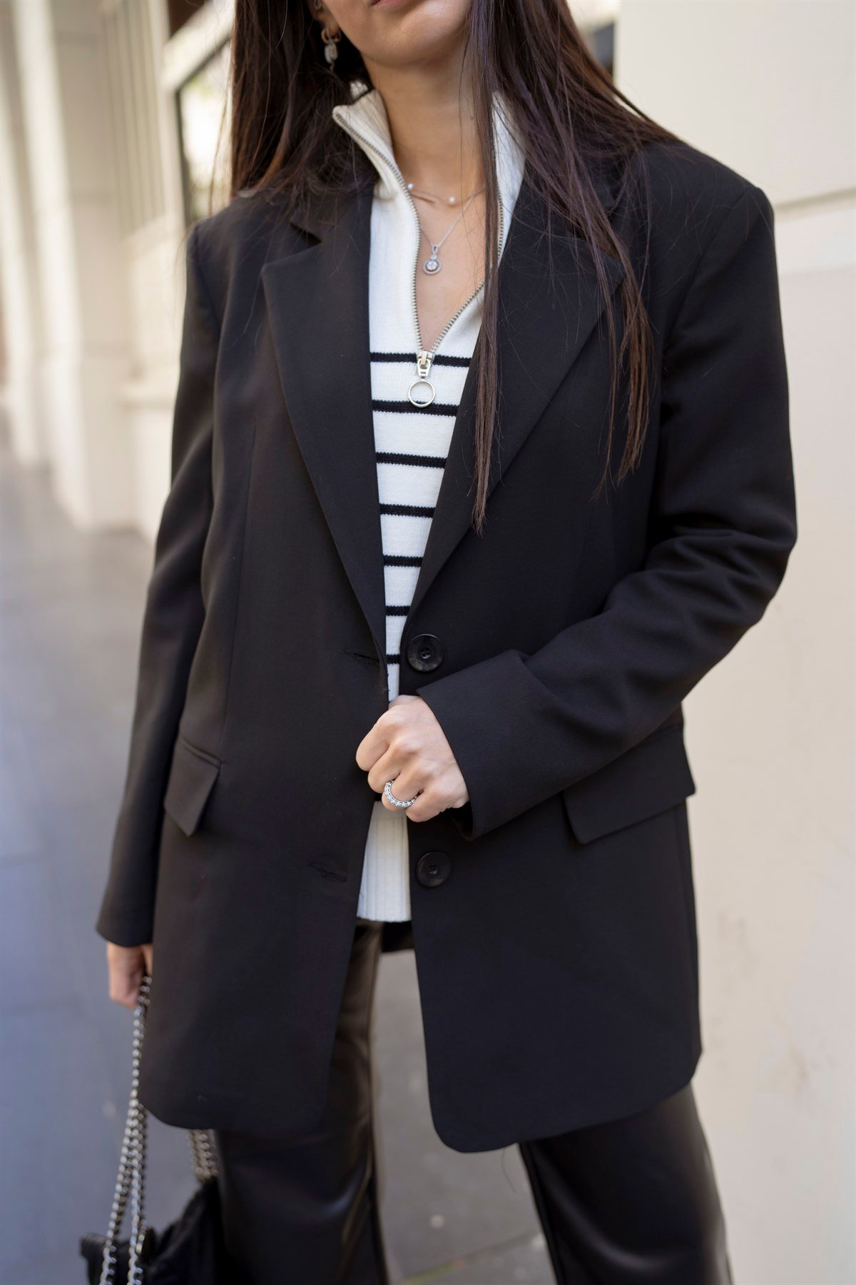 Siyah Düğmeli Oversize Blazer Ceket