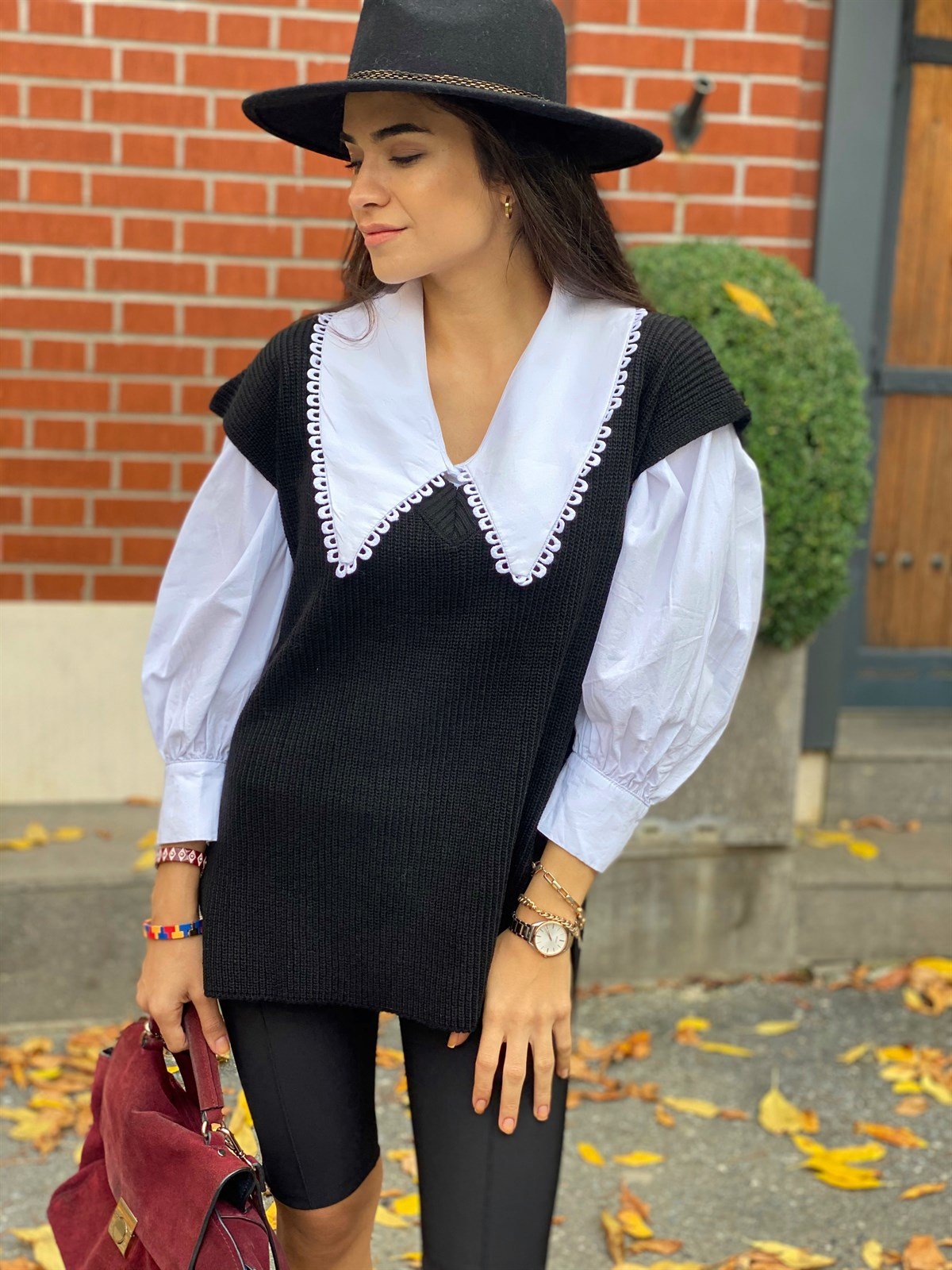 Siyah Süveter