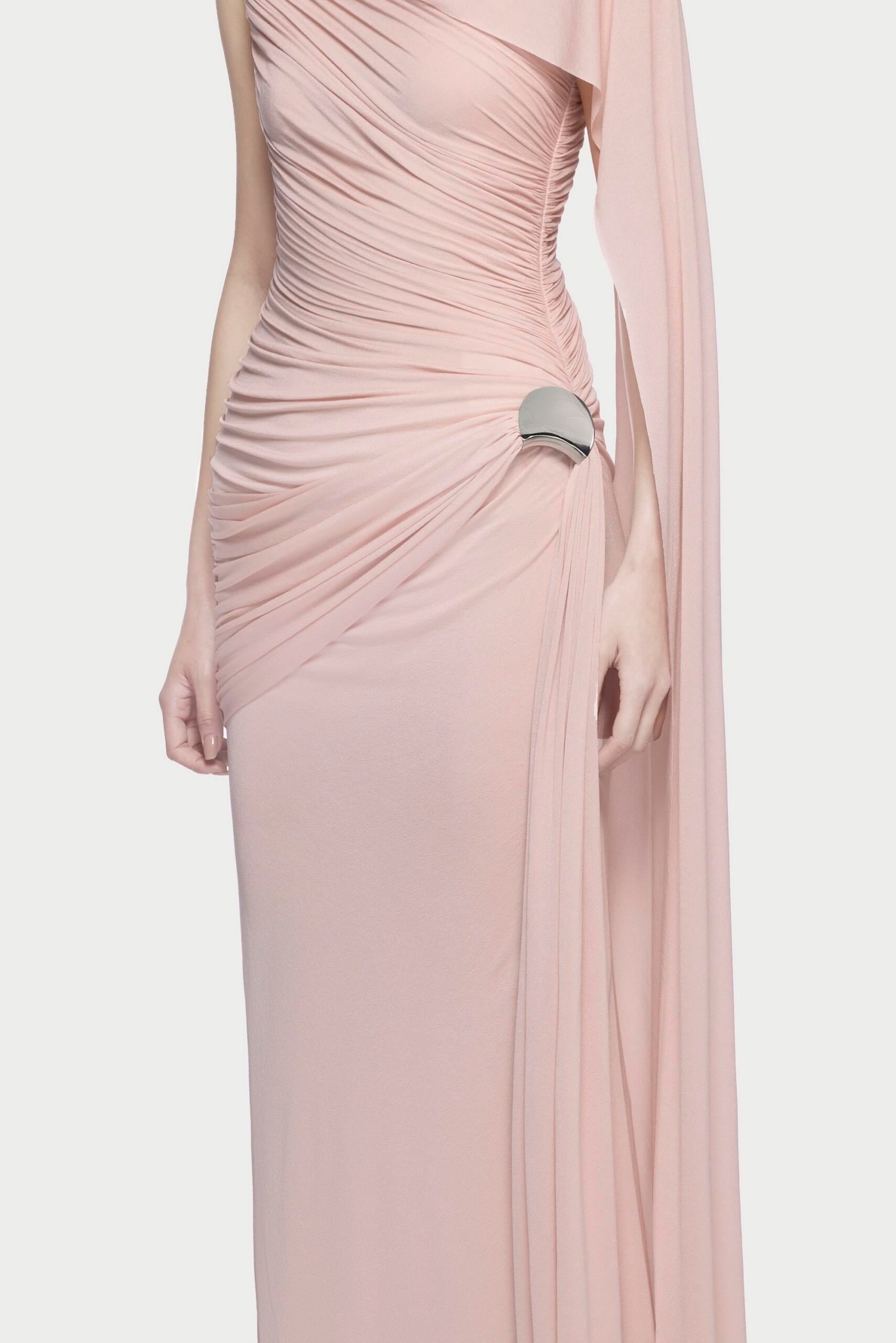 Tokalı Pelerin Detaylı Tek Kollu Drape Pembe Tasarım Maksi Elbise