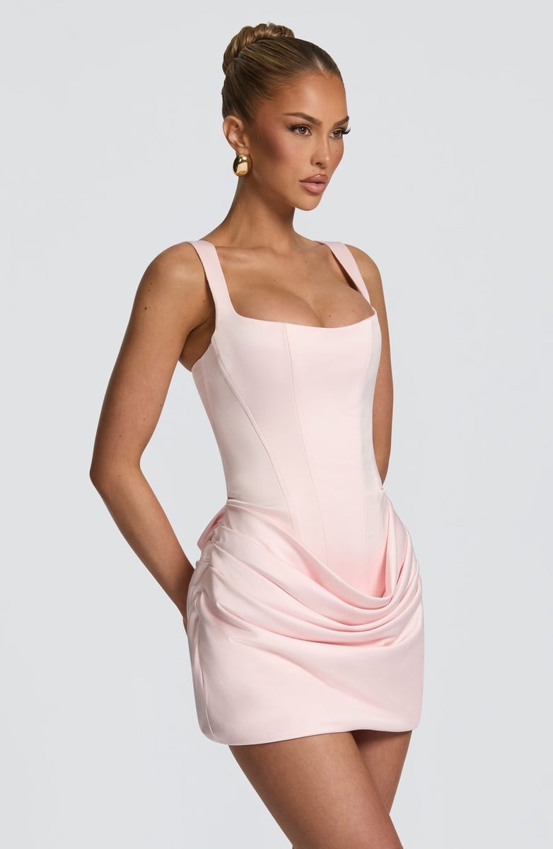 Üstü Korse Eteği Drape Detaylı Toz Pembe Mini Tasarım Elbise