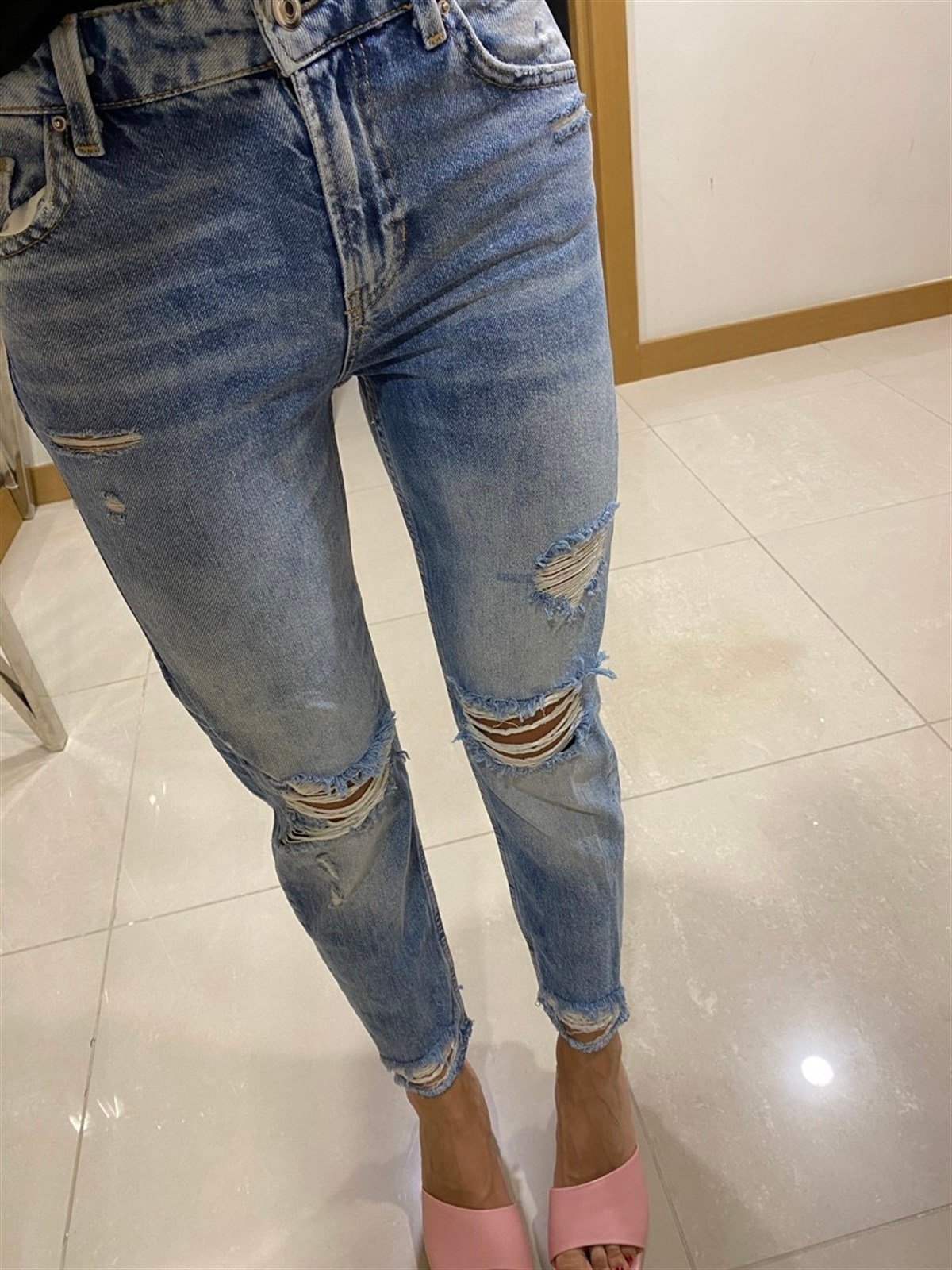 Yırtık Slim Boyfriend Jean