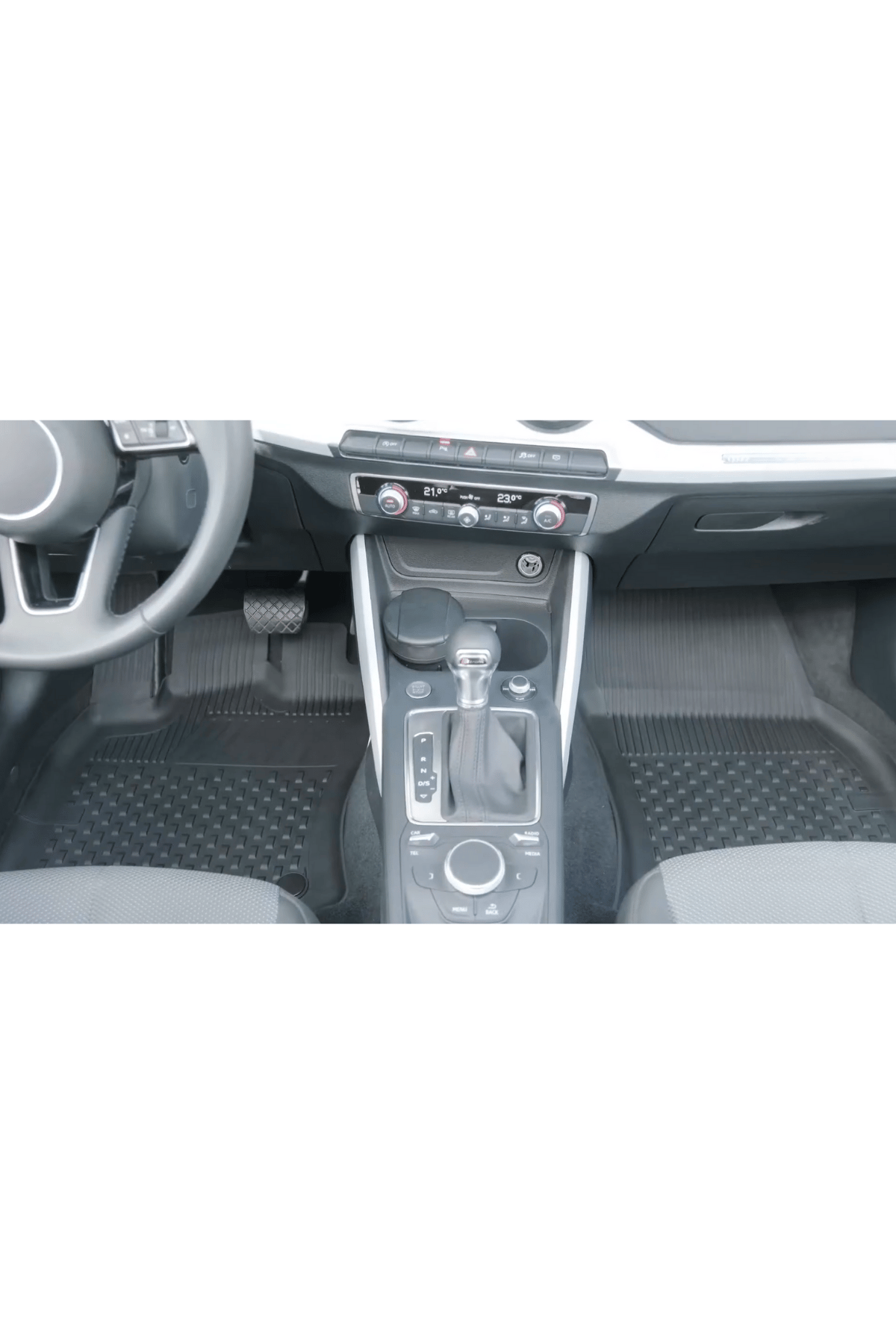Audi Q2 2015+ 4.5D Havuzlu Oto Paspas