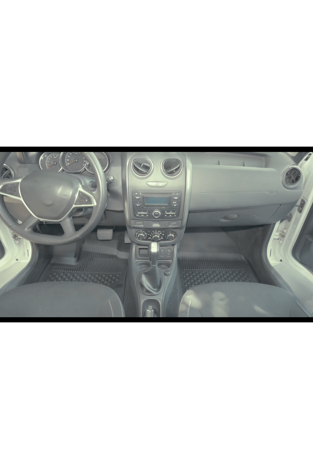 DACIA Duster 4x4 2010-2017 4.5D Havuzlu Oto Paspas