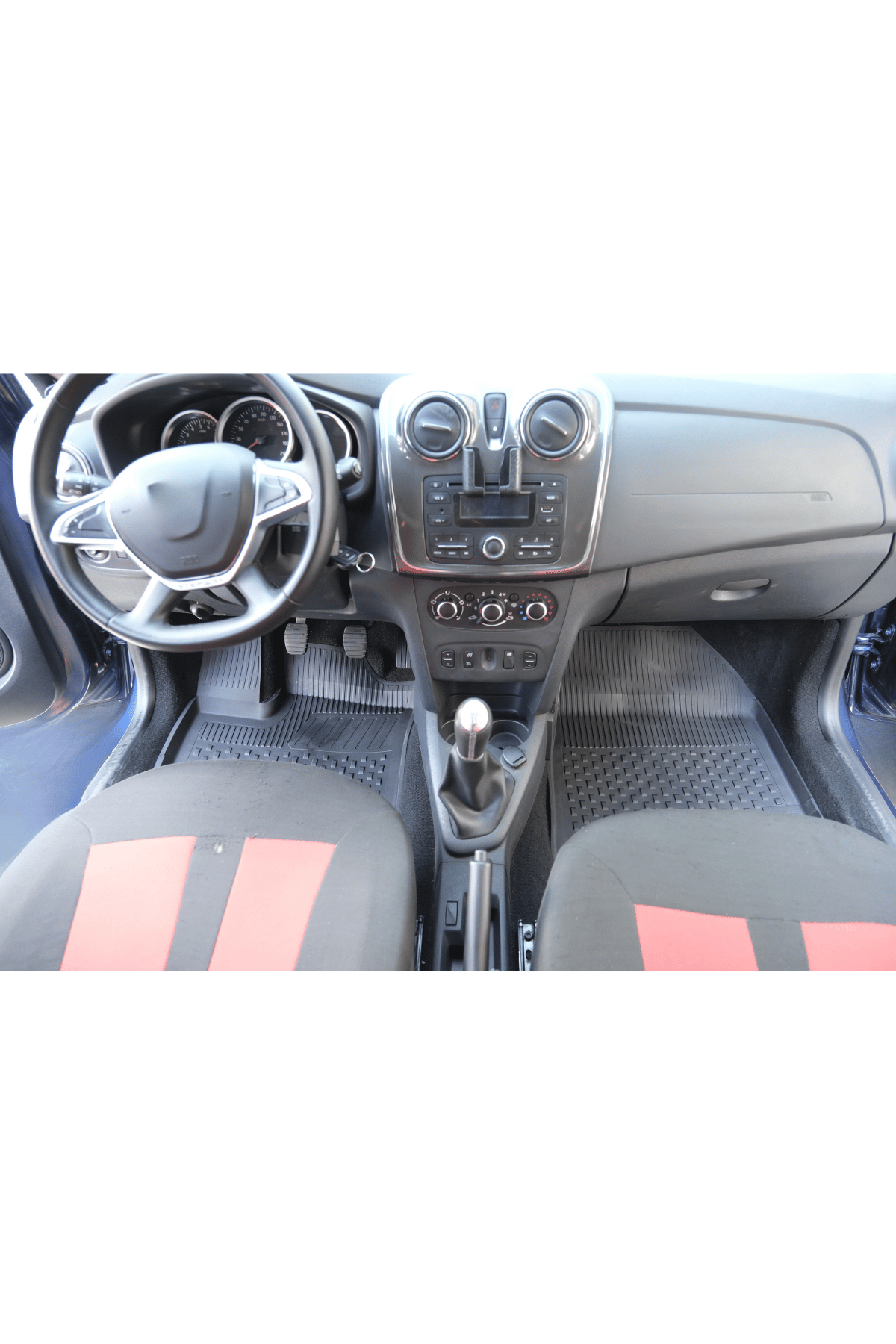 Dacia Sandero 2013-2020 4.5D Havuzlu Oto Paspas