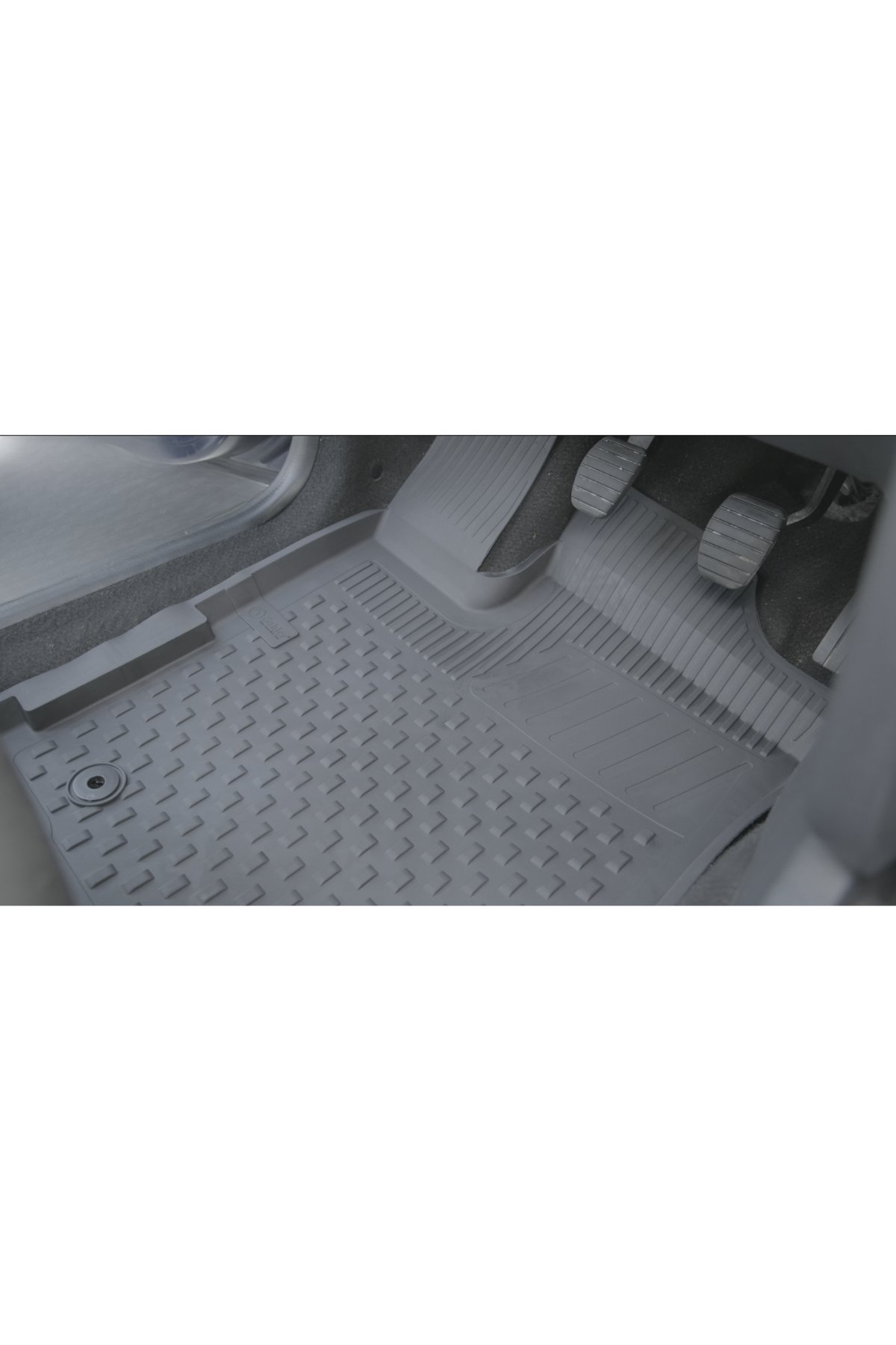 Dacia Sandero 2013-2020 4.5D Havuzlu Oto Paspas