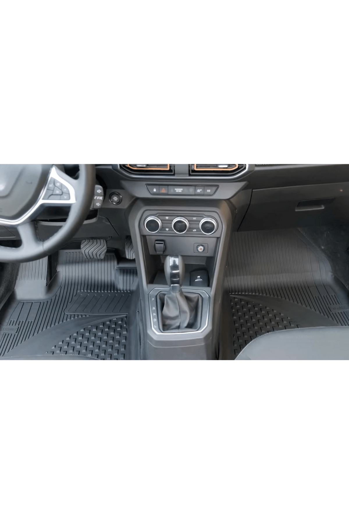 Dacia Sandero 2021+ 4.5D Havuzlu Oto Paspas