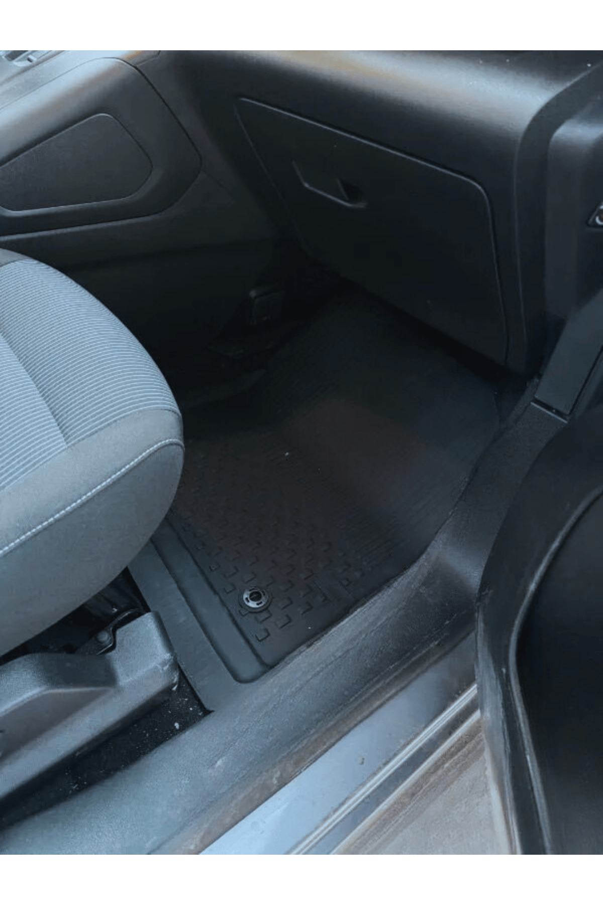 Opel Combo 2019+ 4.5D Havuzlu Oto Paspas