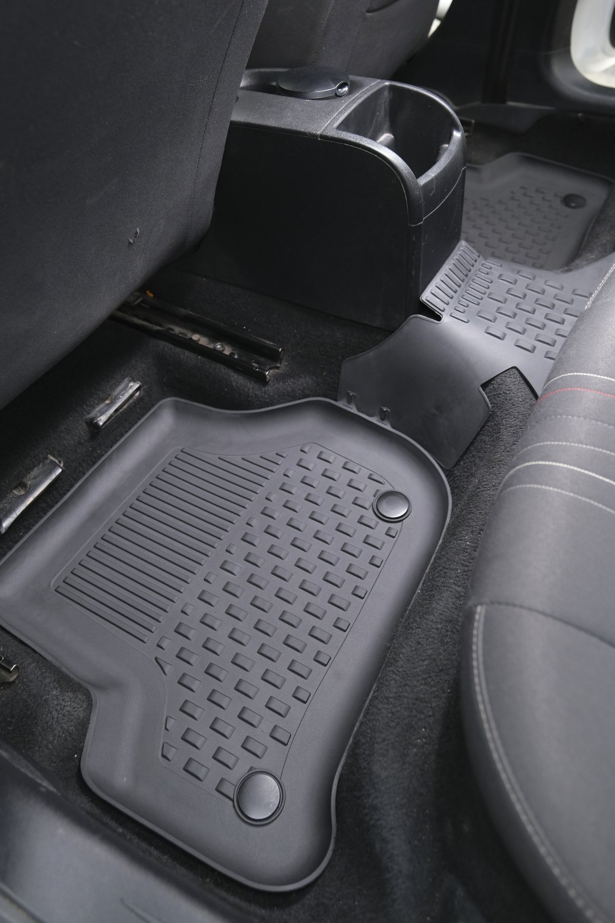 VOLKSWAGEN Golf 6 2008-2012 4.5D Havuzlu Oto Paspas