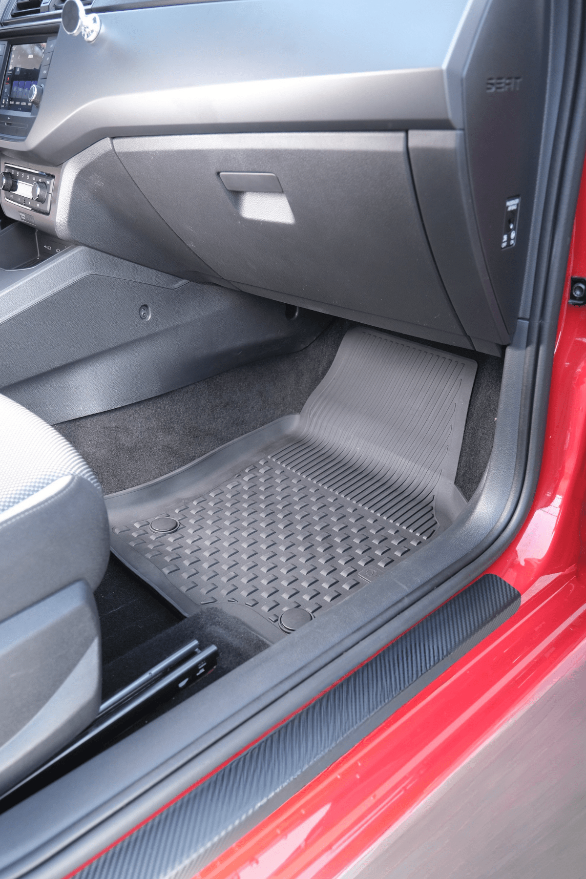 Volkswagen T-Cross 2022+ Sahler Oto Paspas