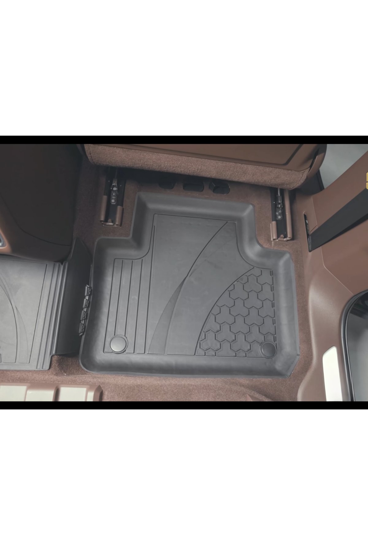 Volkswagen Touareg 2018+ Uyumlu Lux Seri Sahler Oto Paspas - Havuz Paspas - Havuzlu Paspas