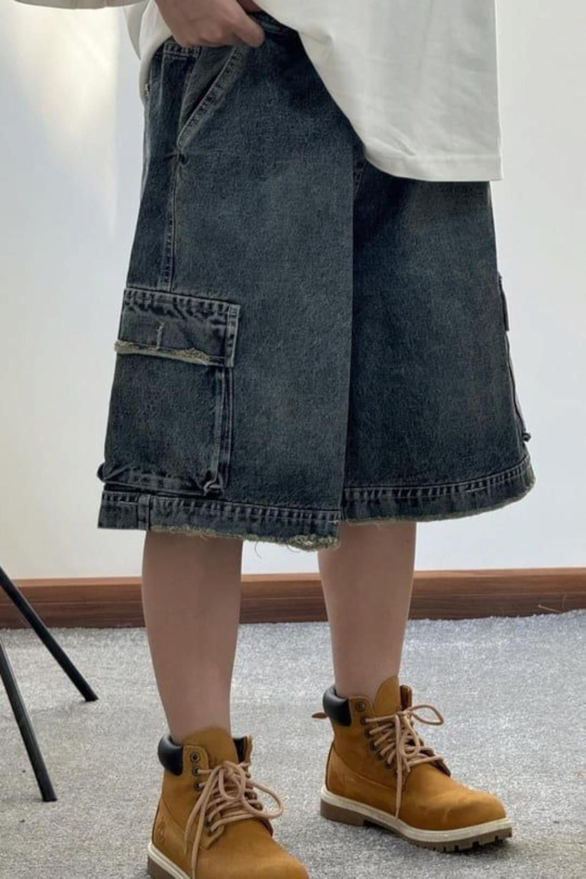 Blue Cepli Bermuda Şort