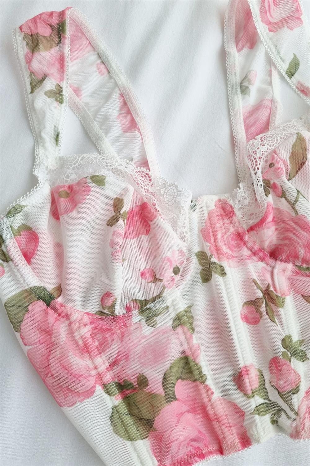 Çiçek Desenli Balenli Bralet Takım