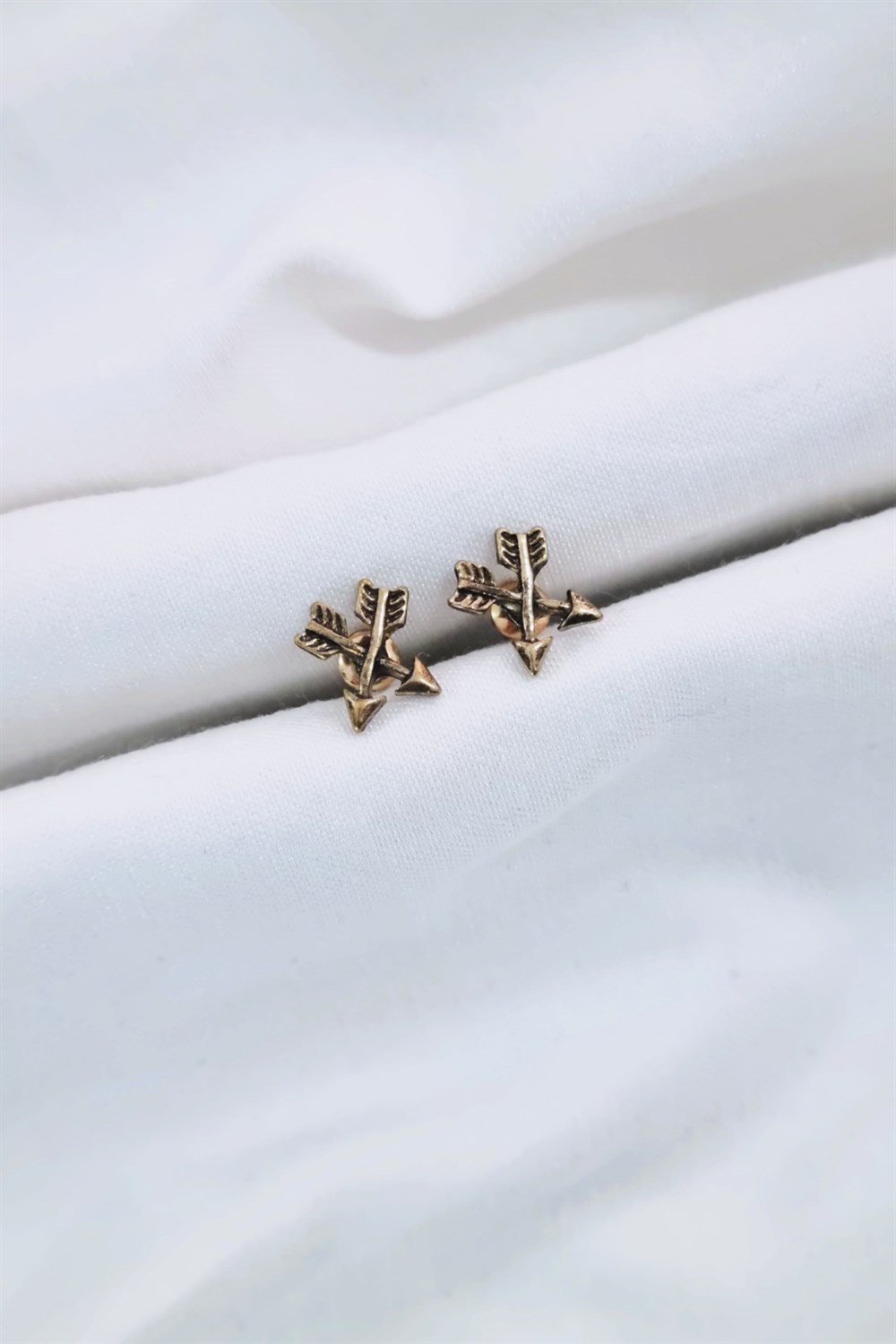 Çift Ok Küpe Renkleri