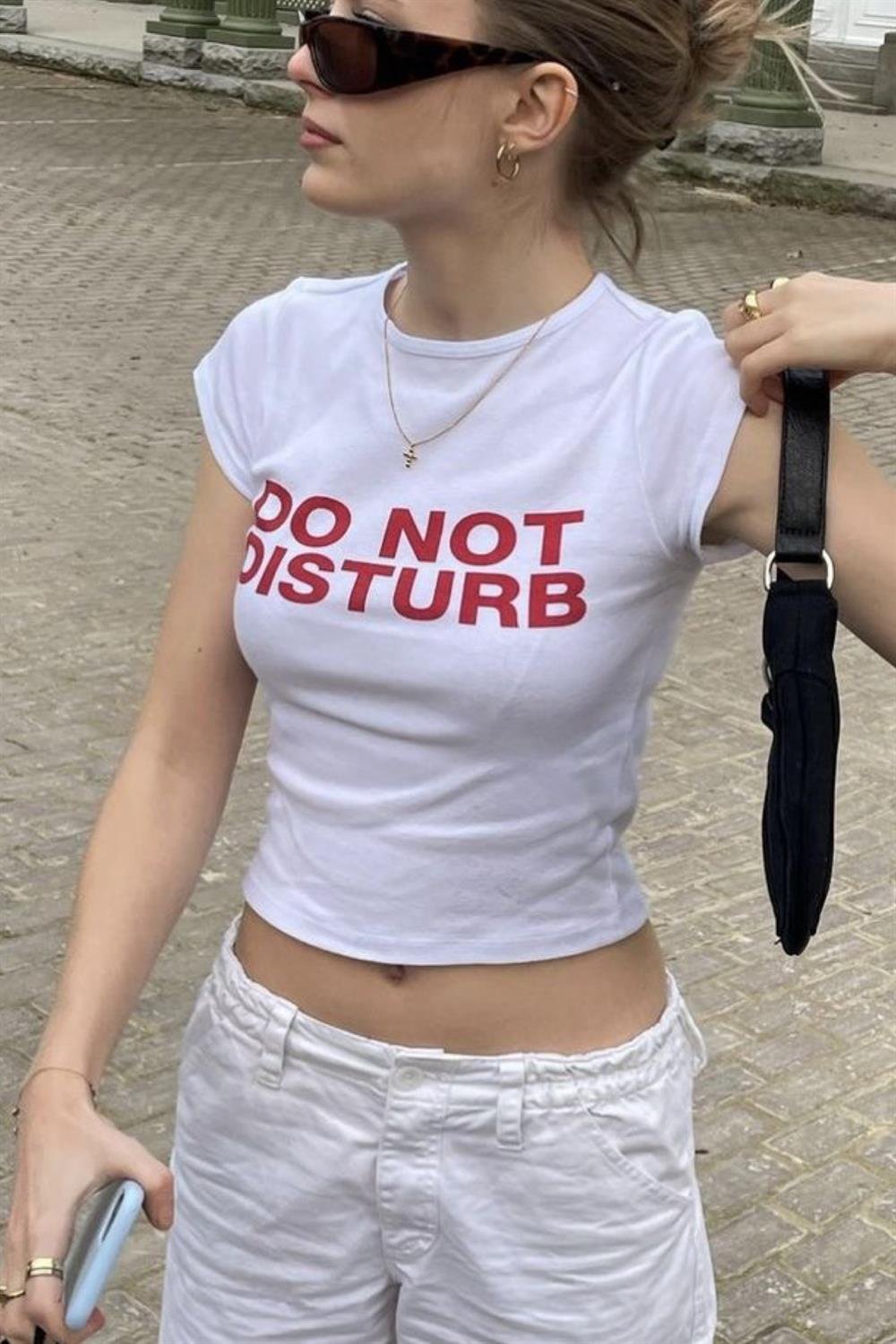 Do Not Dısturb Crop