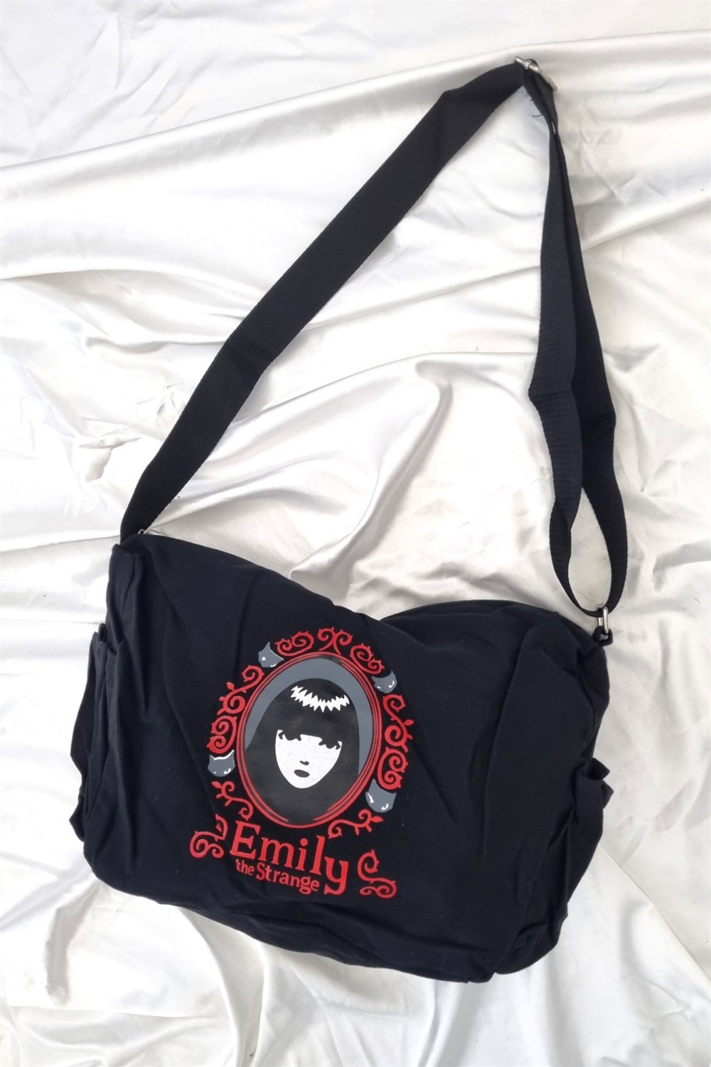 Emily Strange Postacı Çanta