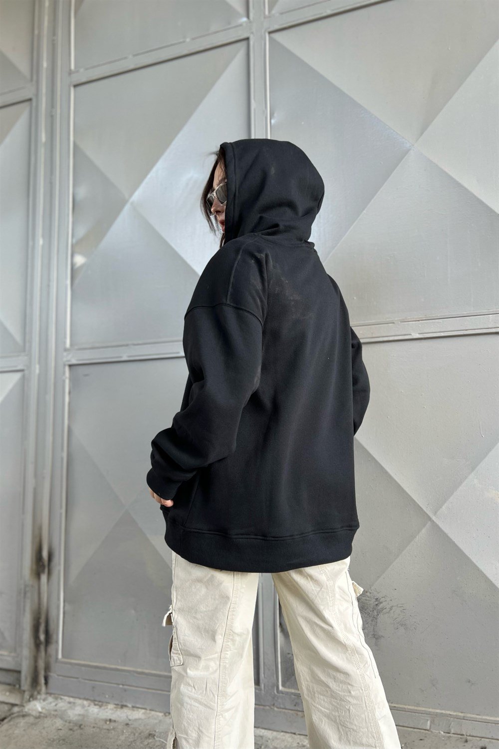 Poligon Girl Oversize Sweatshirt