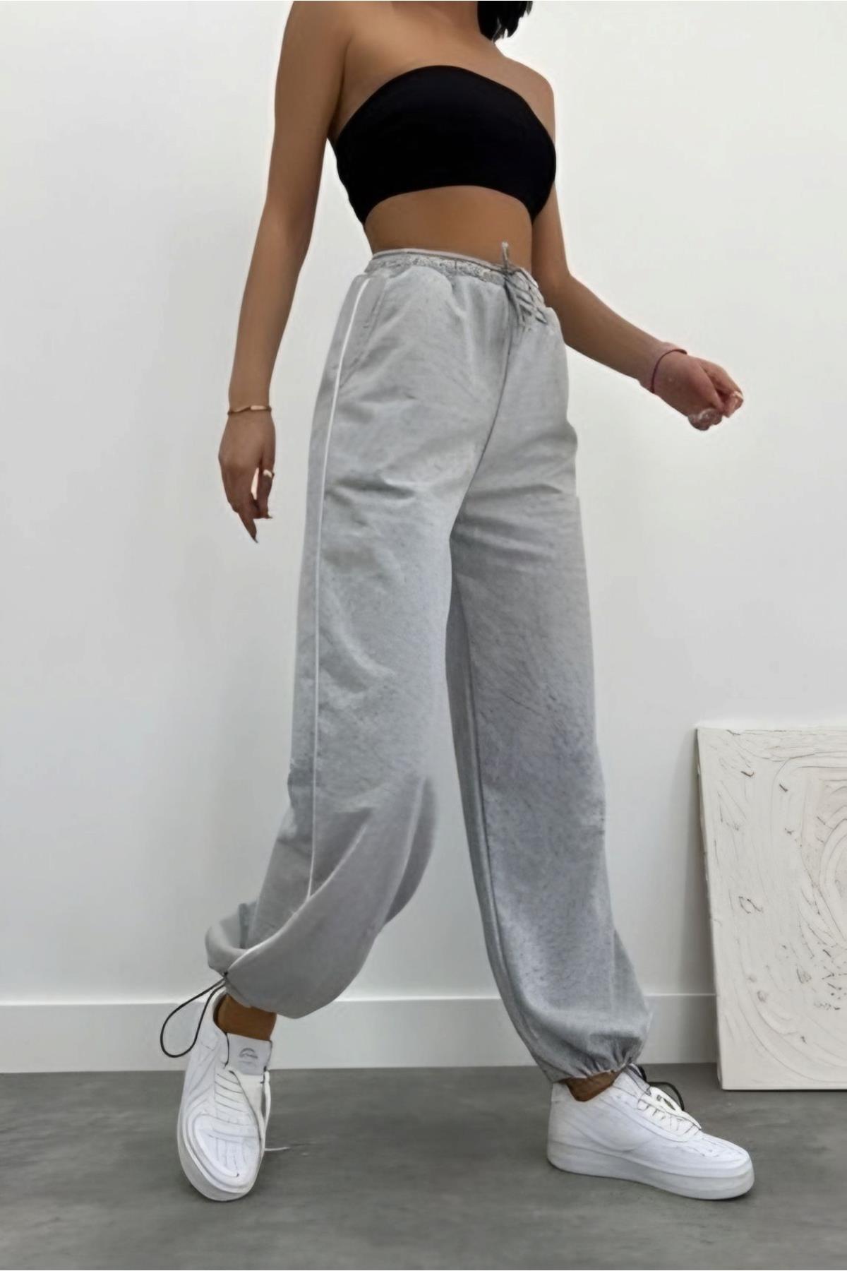 Şerit Detaylı Gri Eşofman