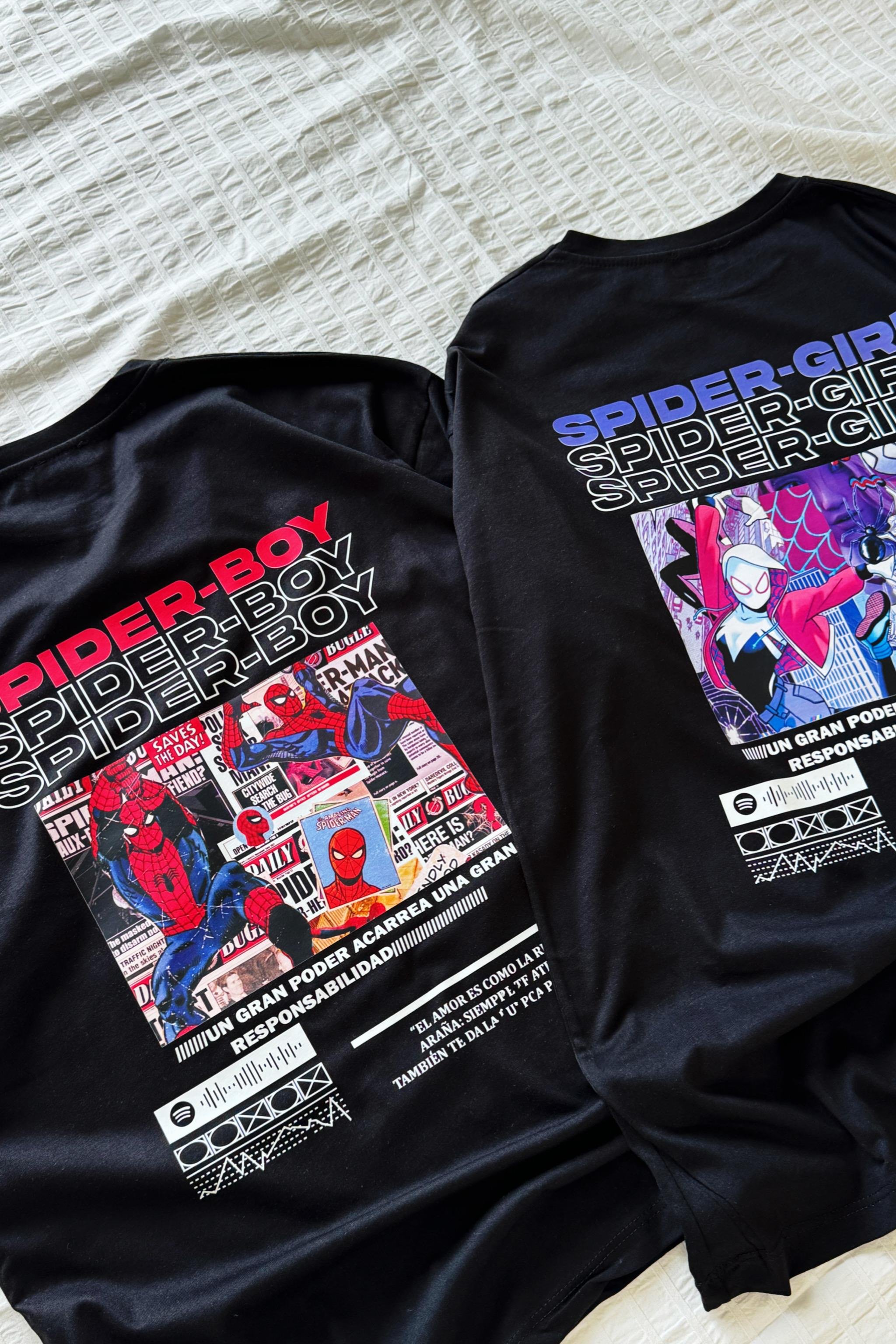 Newspaper Spider Oversize T-shirt