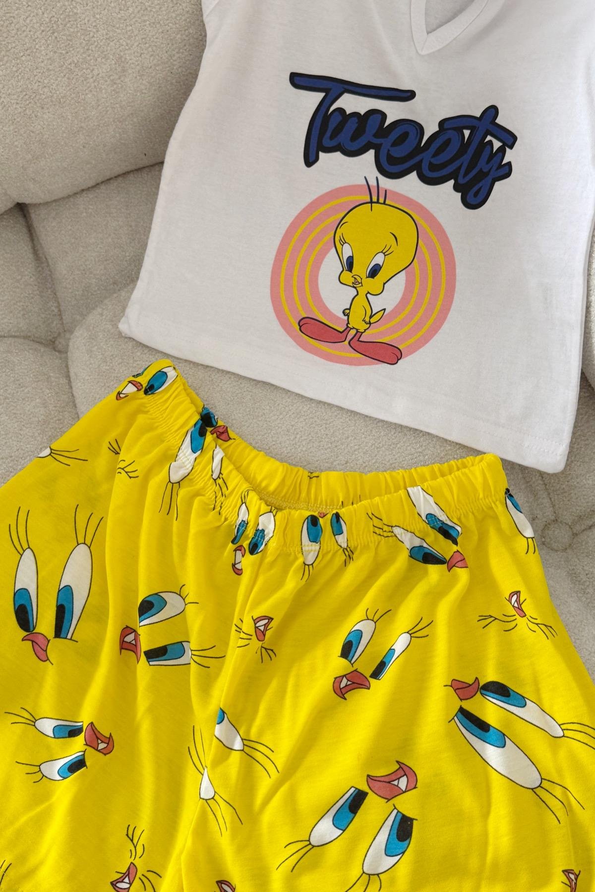 Tweety Şortlu Takım