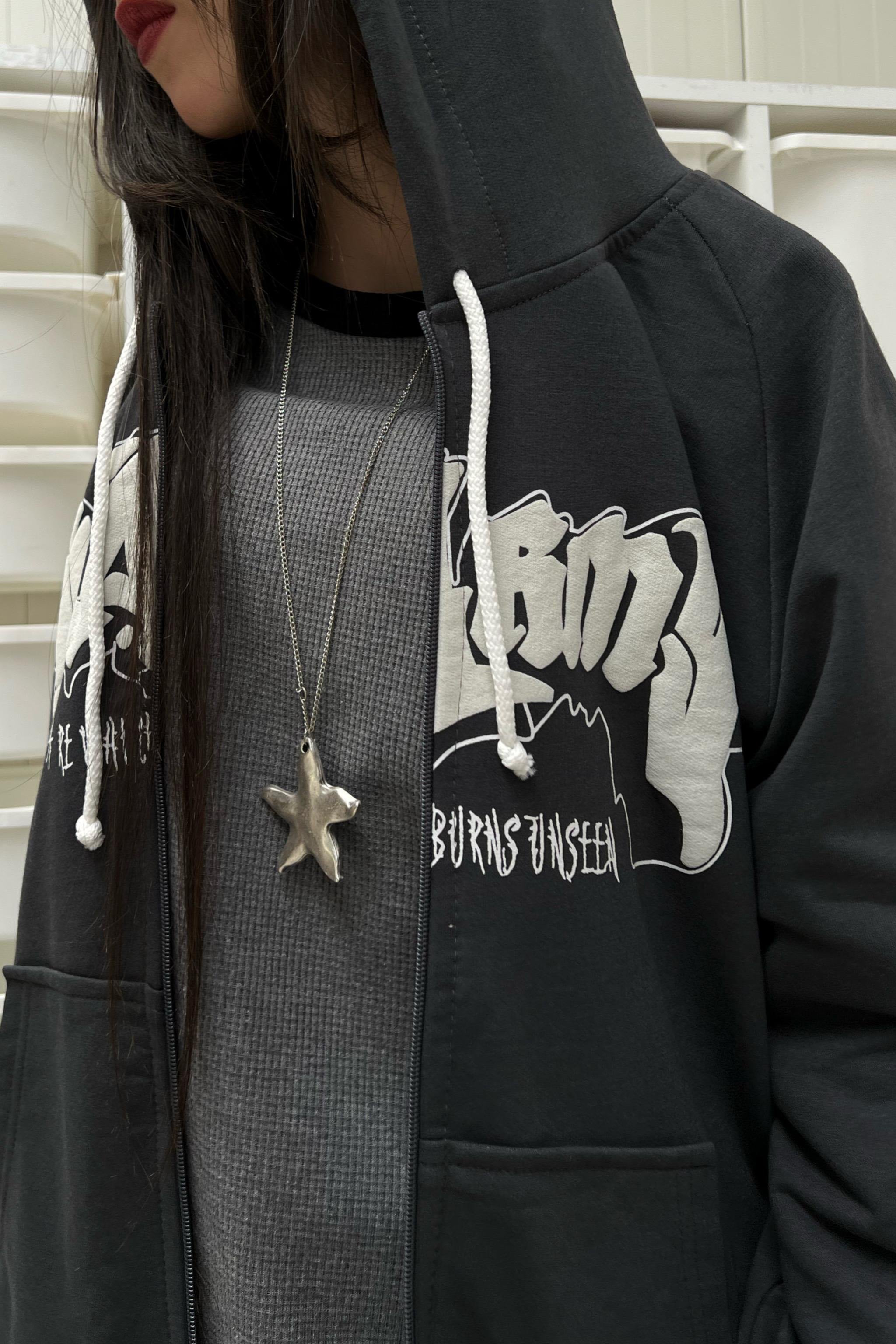 Witch Burns Kapüşonlu Hırka