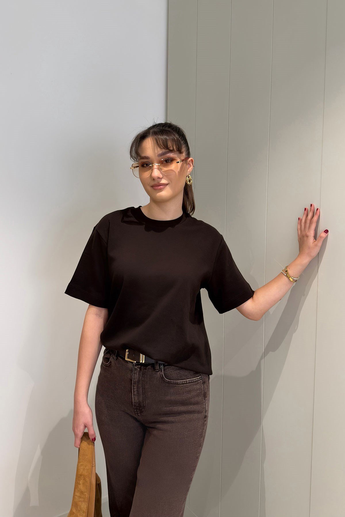 %100 Pamuk Kısa Kol Basic T-shirt- KAHVERENGİ