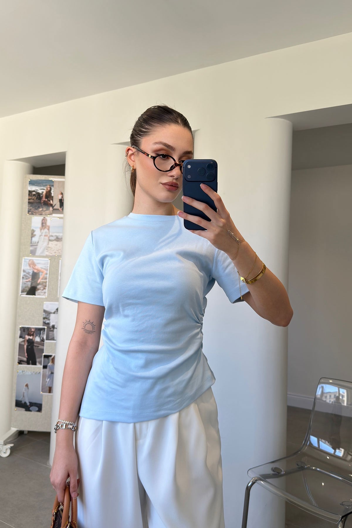 Asimetrik Kesim Kısa Kollu Bluz- MAVİ
