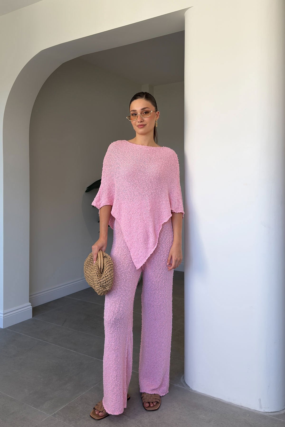 Asimetrik Kesim Triko Takım- PEMBE