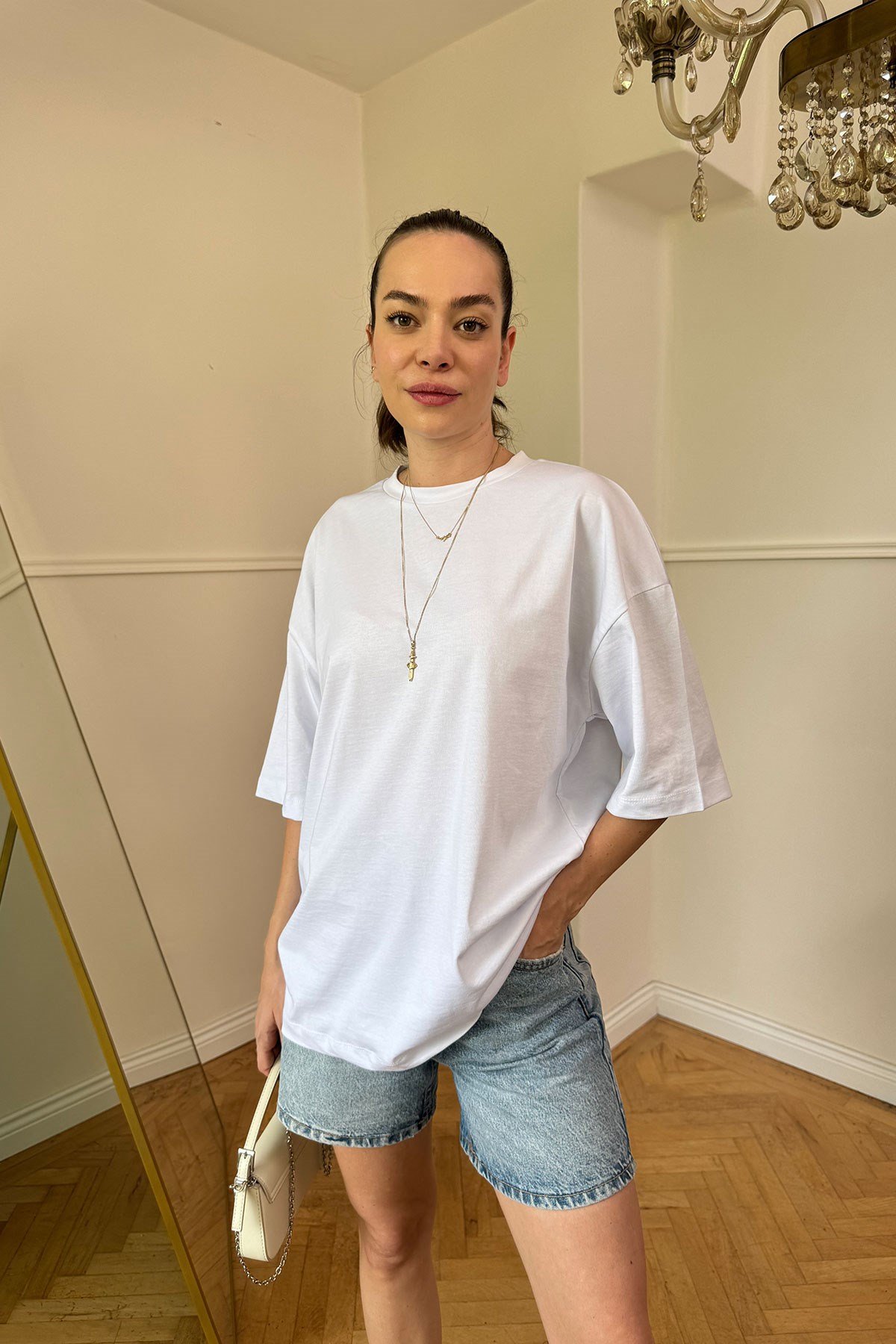 Bisiklet Yaka Basic Tişört- BEYAZ