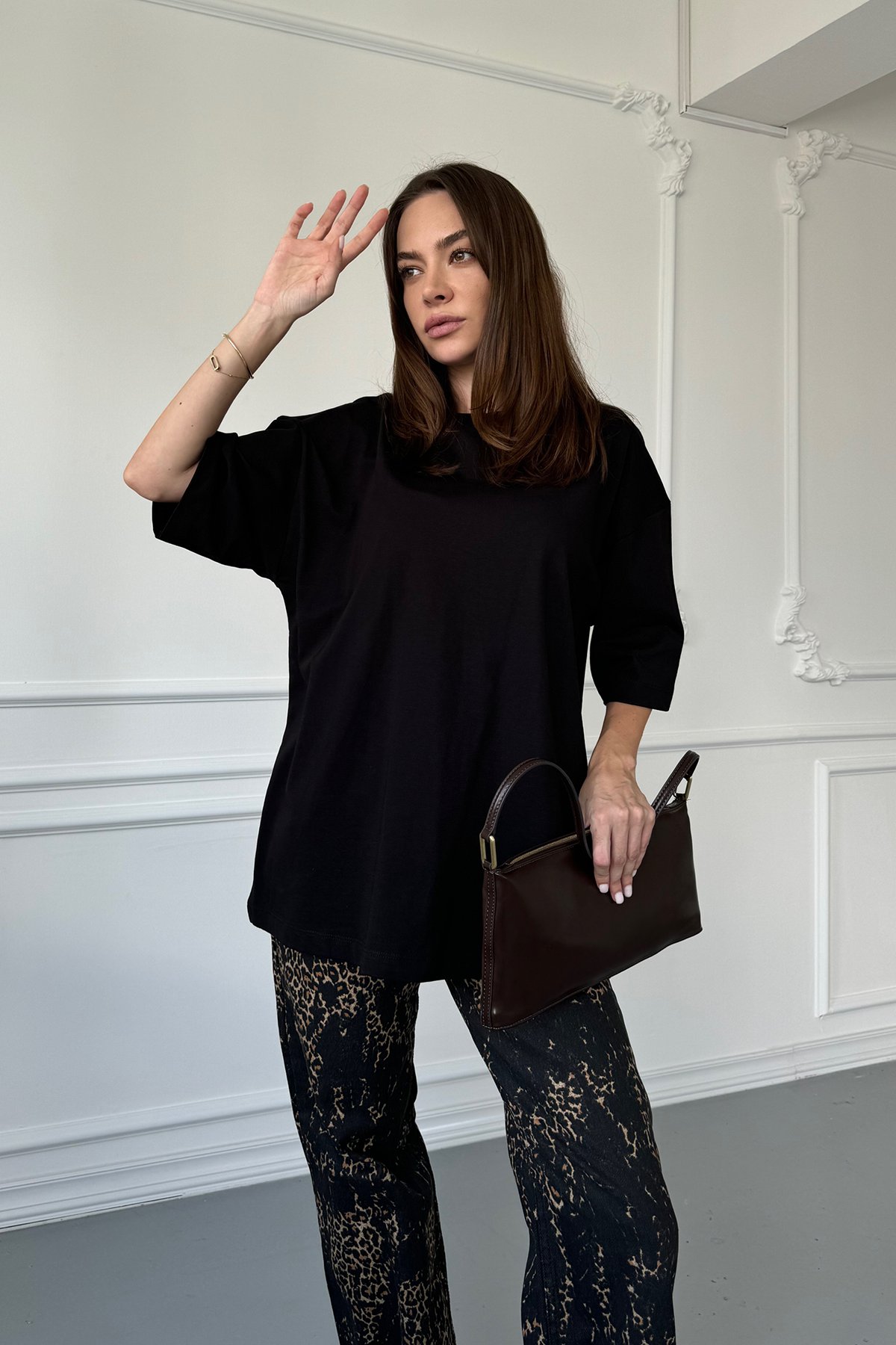 Bisiklet Yaka Basic Tişört- SİYAH