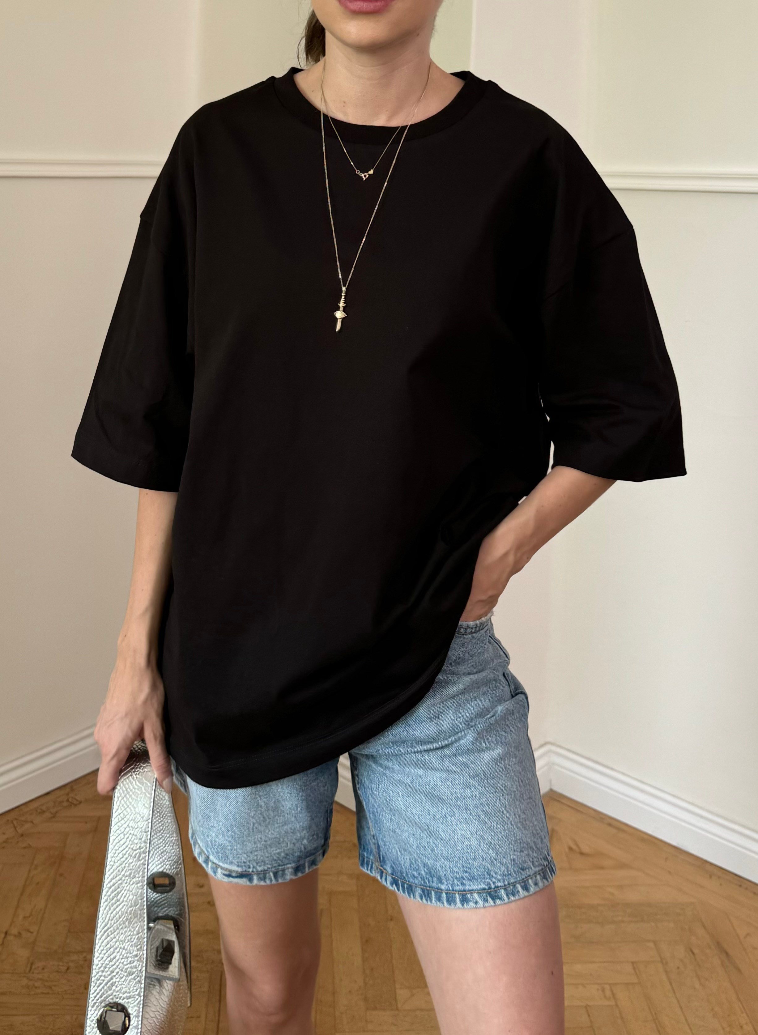 Bisiklet Yaka Basic Tişört- SİYAH