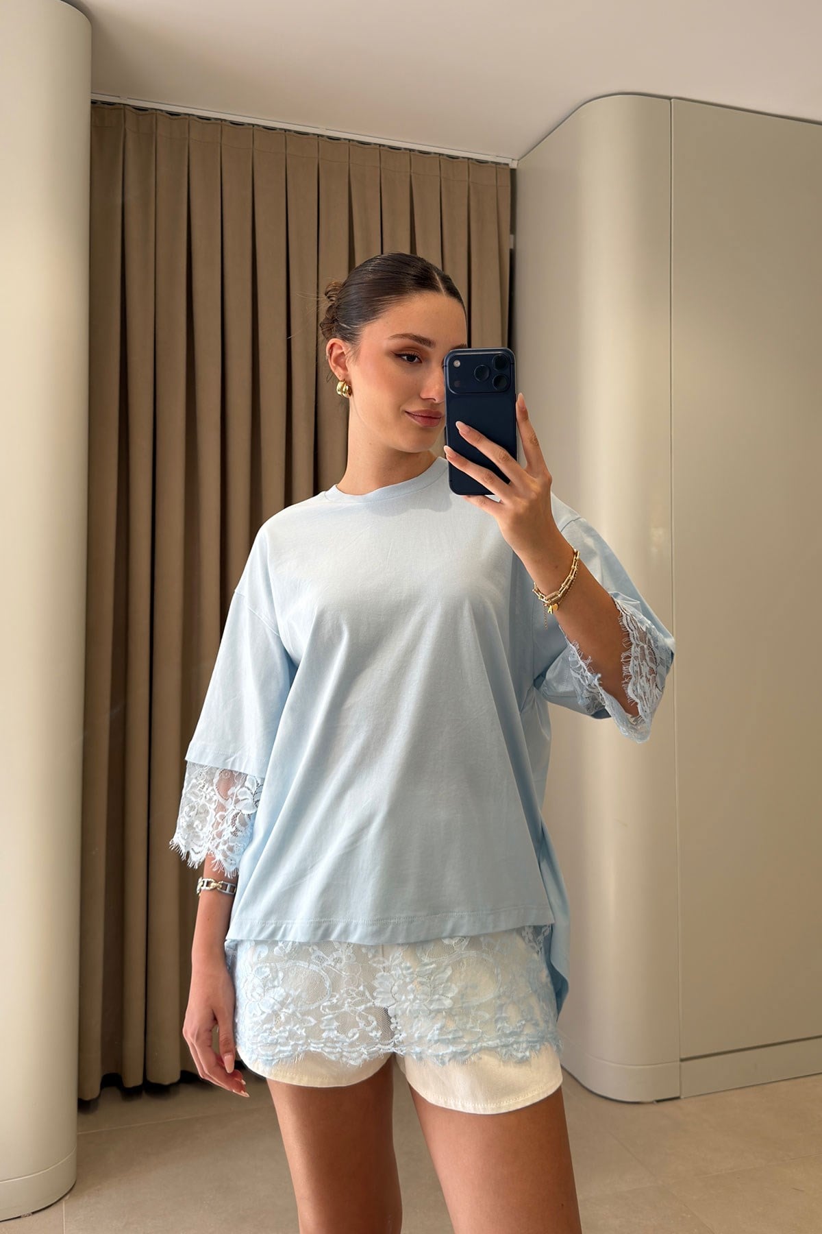 Dantel Detay Premium Bluz- MAVİ