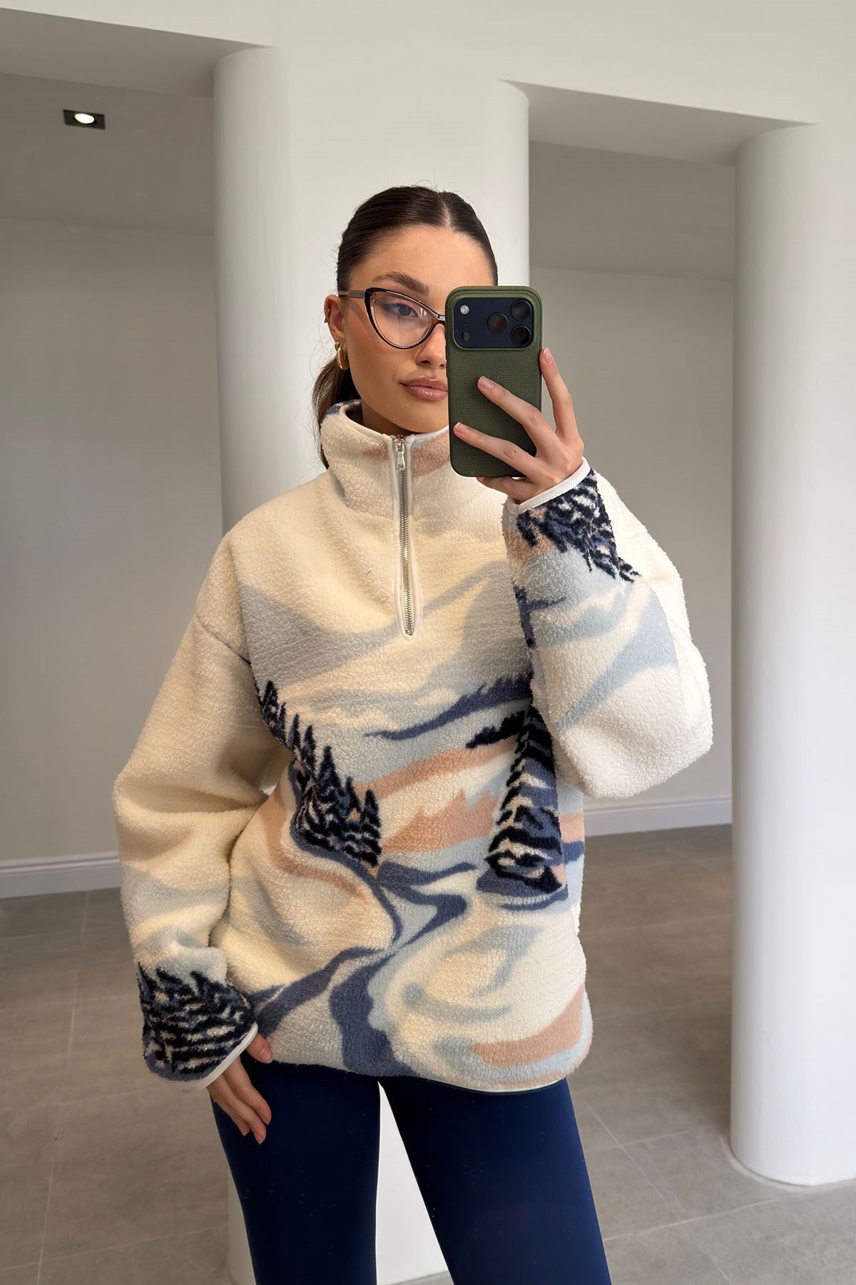 Desenli Oversize Polar Sweatshırt- MAVİ