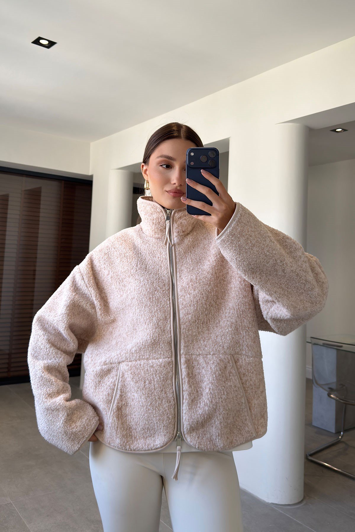 FERMUARLI DİK YAKA POLAR CEKET- BEJ