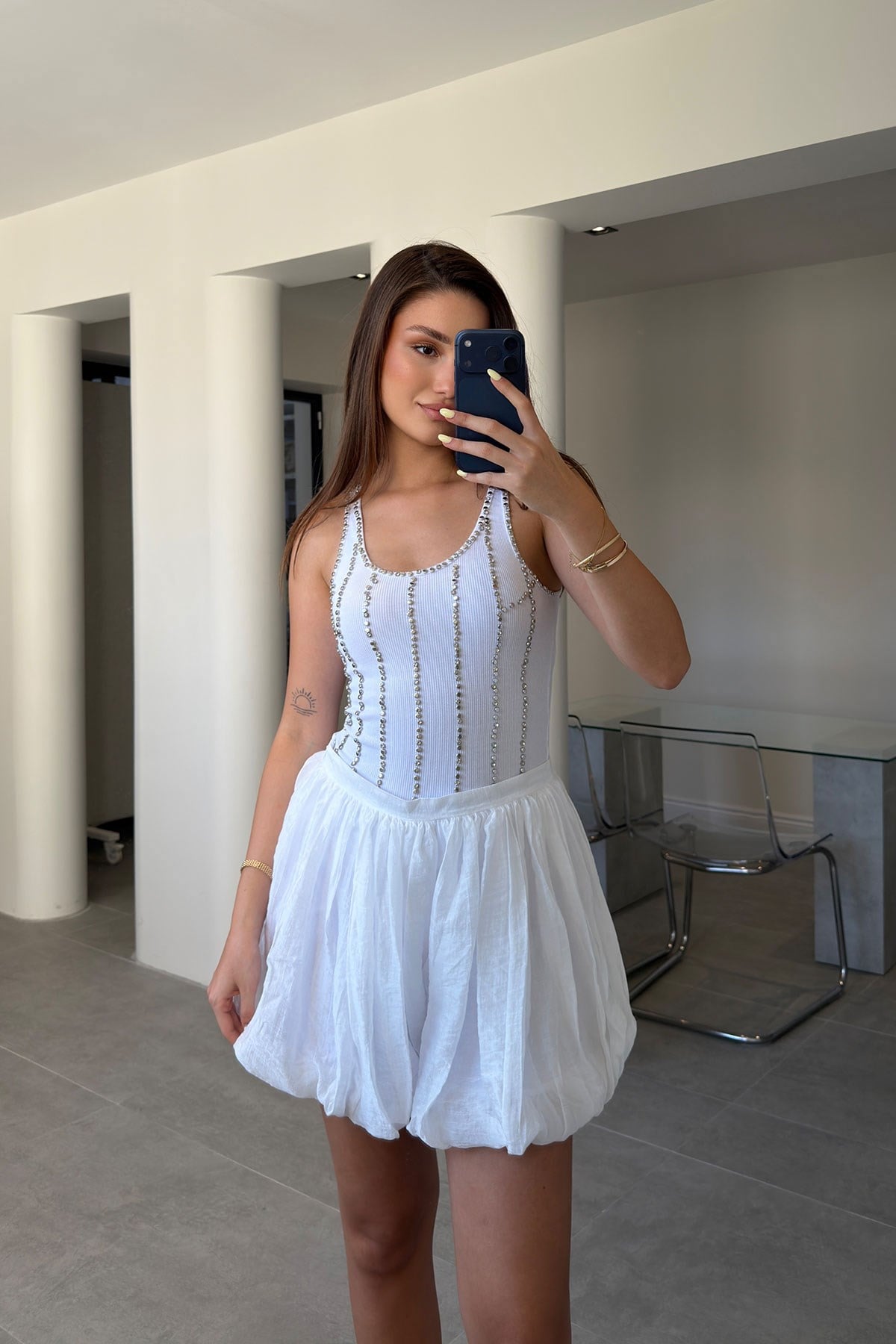 İçi Astarlı Pileli Şort Etek- BEYAZ