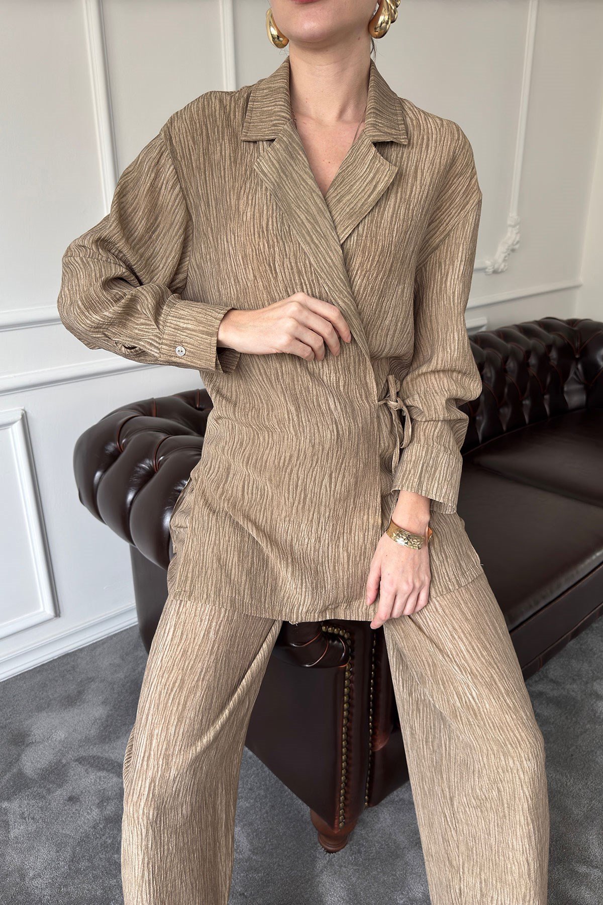 Jakarlı Kruvaze Bağlamalı Takım- CAMEL