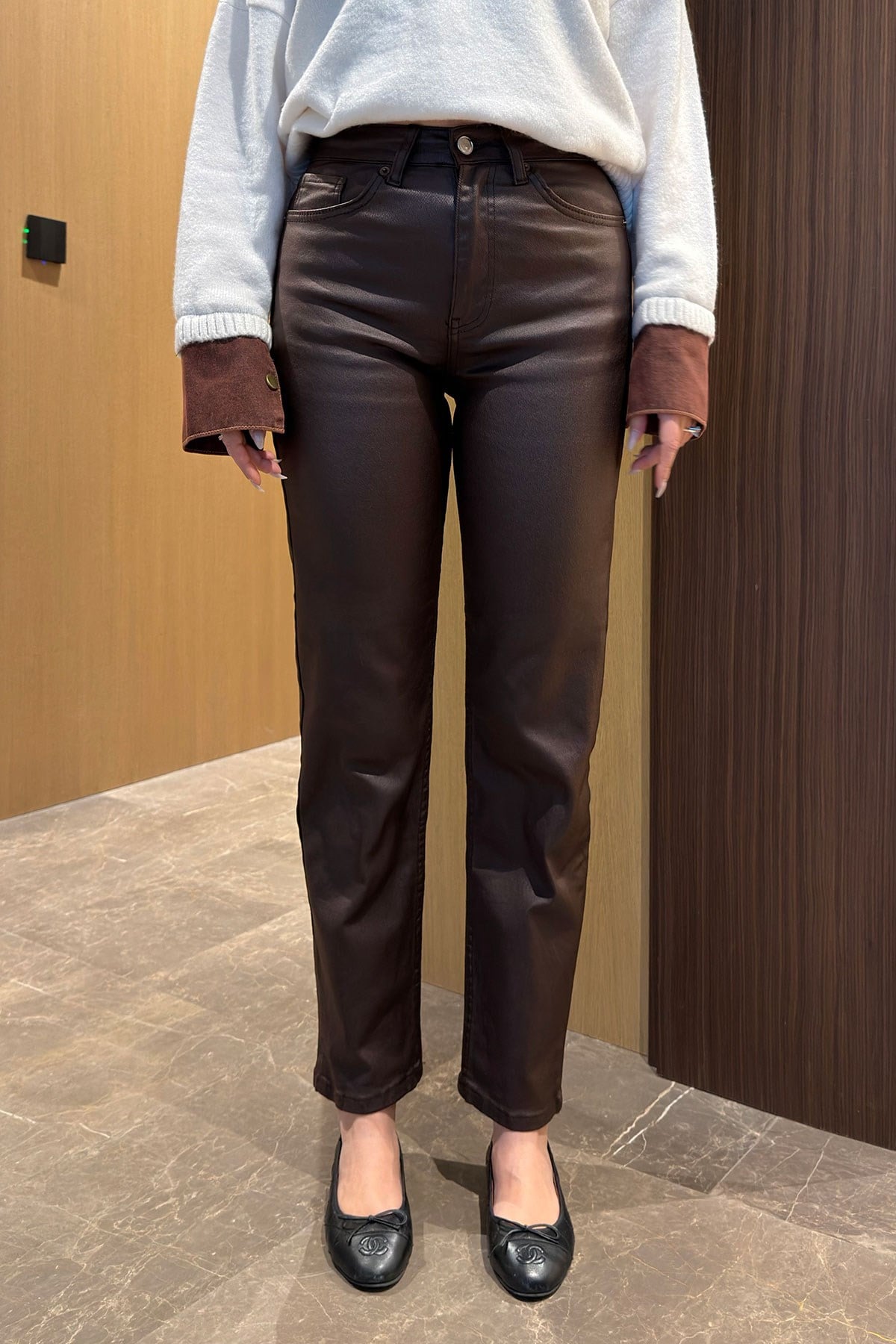 Kaplamalı Boyfit Jean- KAHVERENGİ
