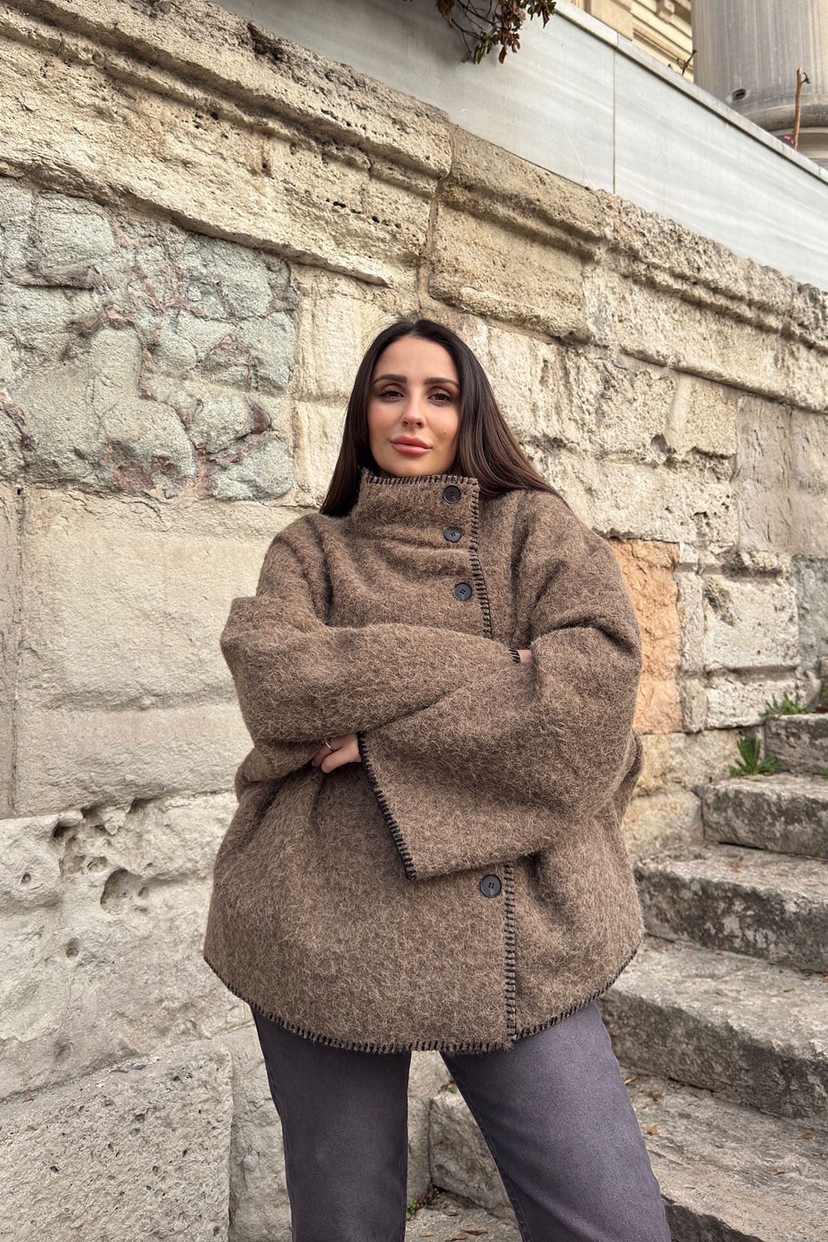 Kroşetalı Kıvırcık Peluş Panço- KAHVERENGİ