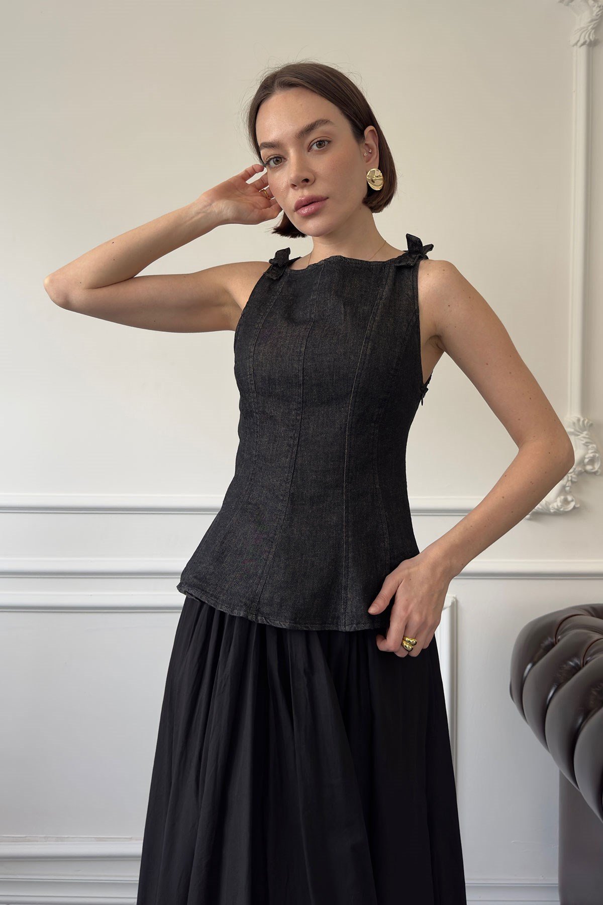 Omuzu Fiyonklu Denim Bluz- SİYAH