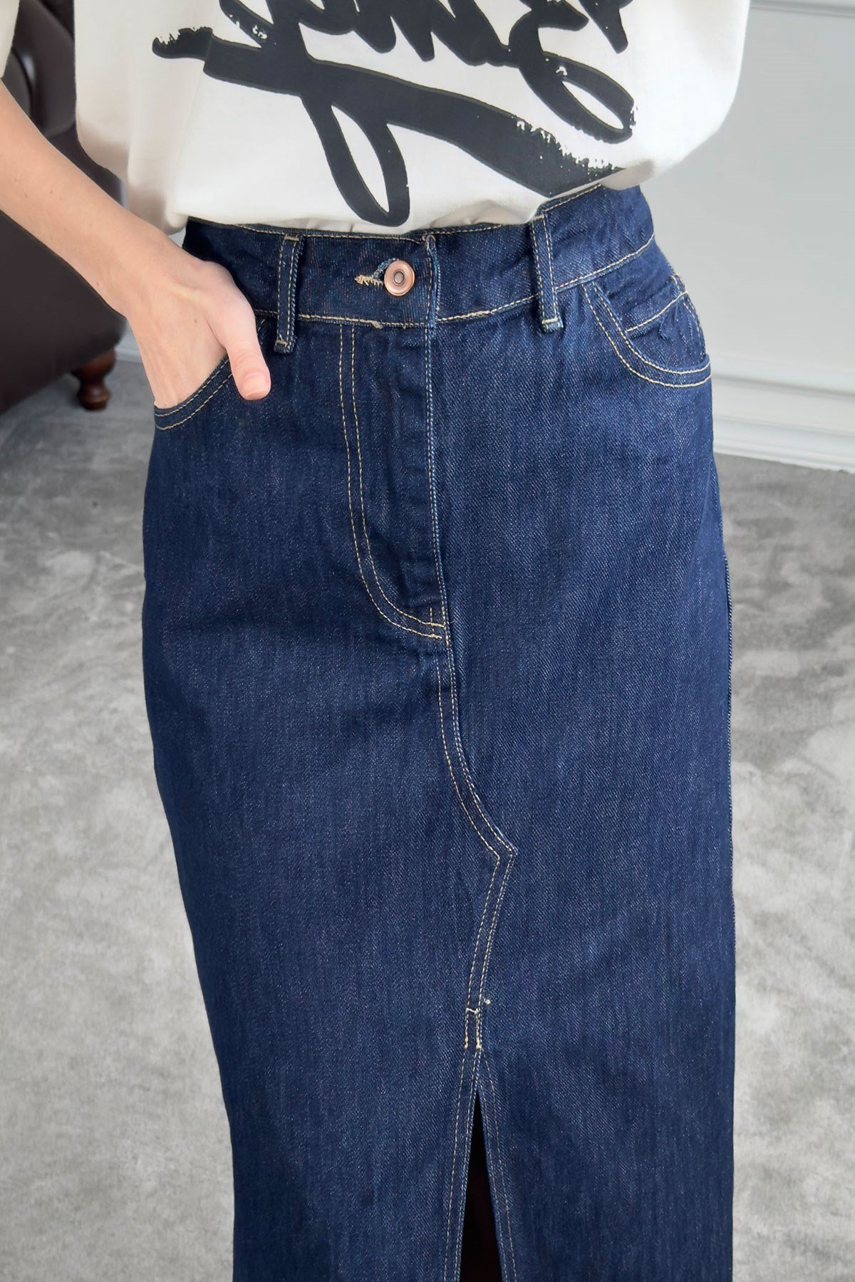 Önü Yırtmaçlı Denim Etek- MAVİ