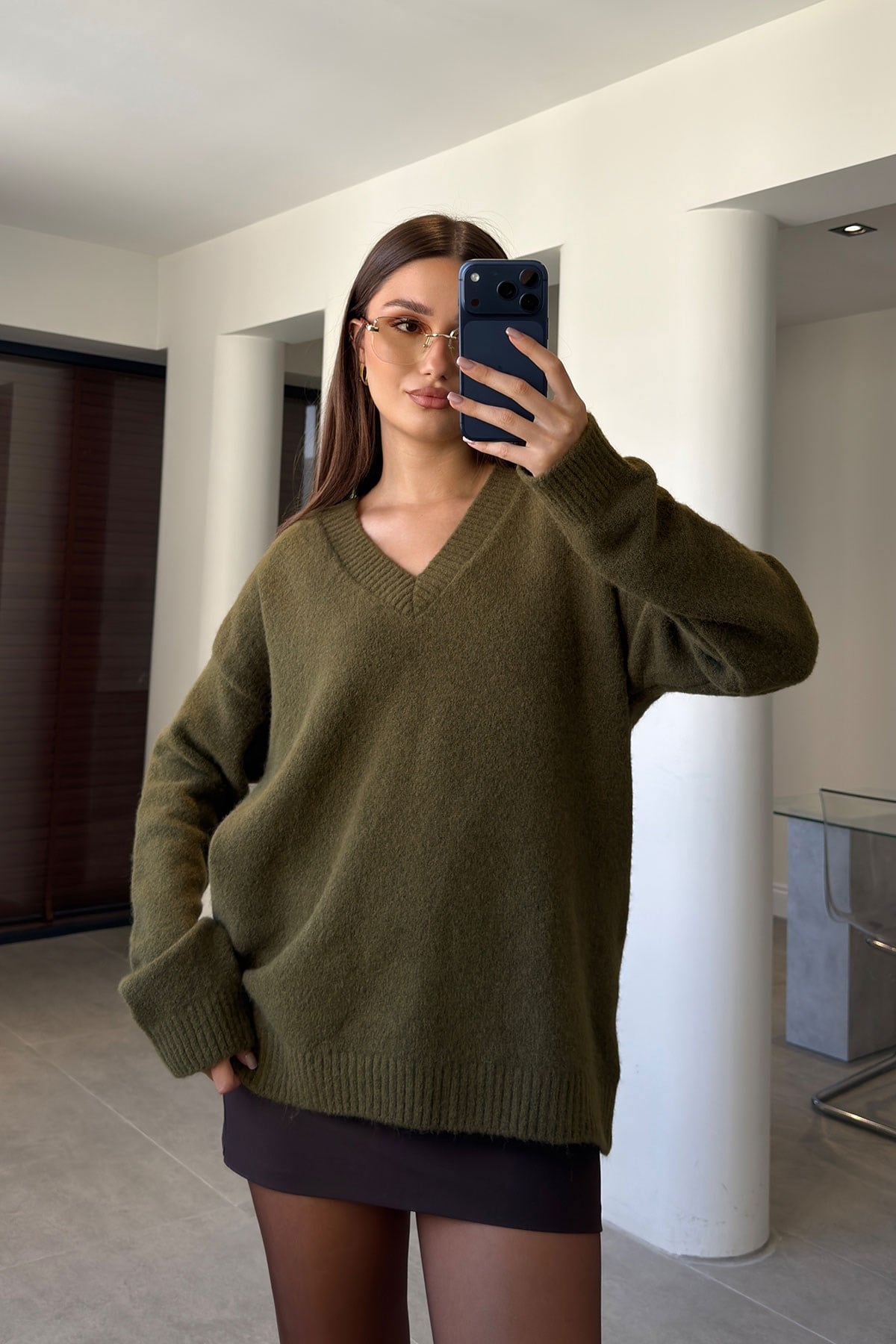 Oversize V Yaka Triko Kazak- HAKİ