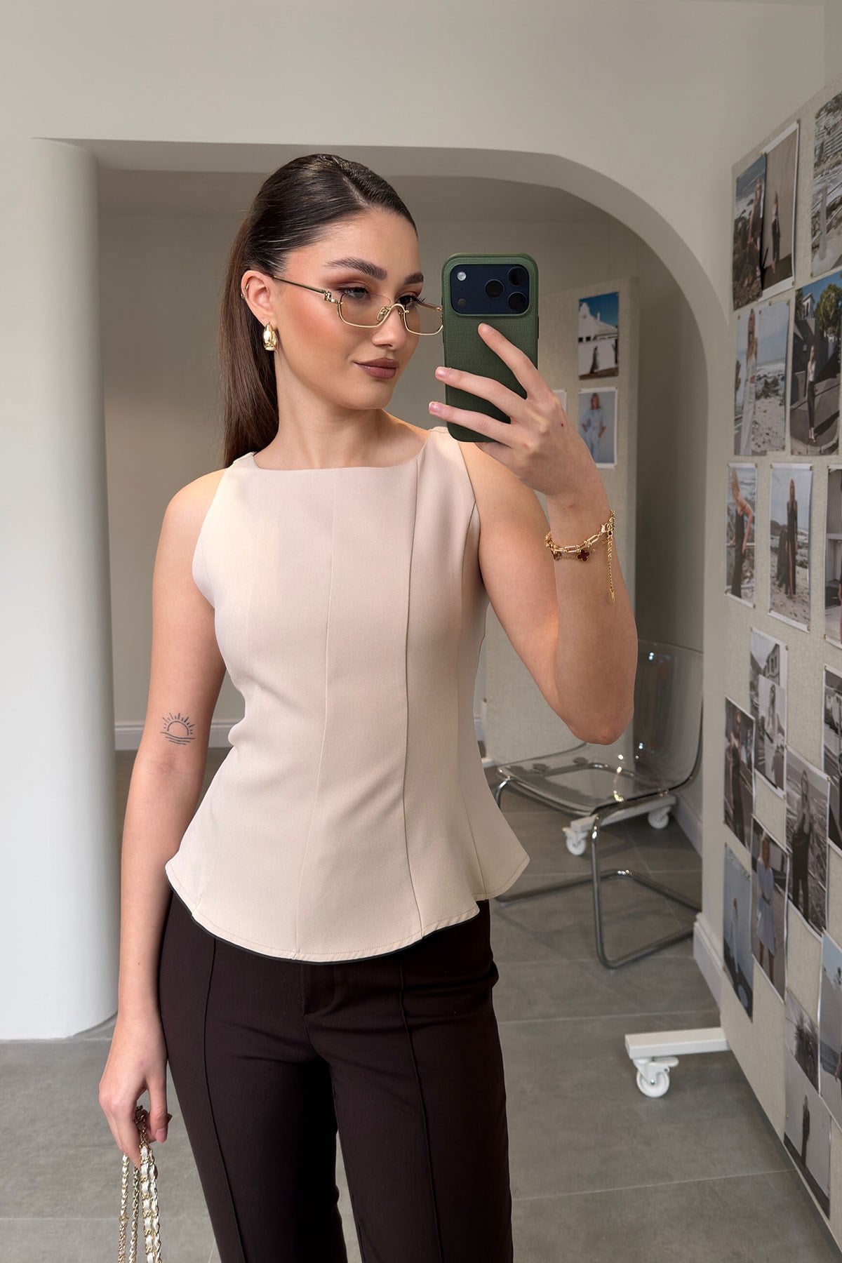 Peplum Detaylı Bluz- BEJ