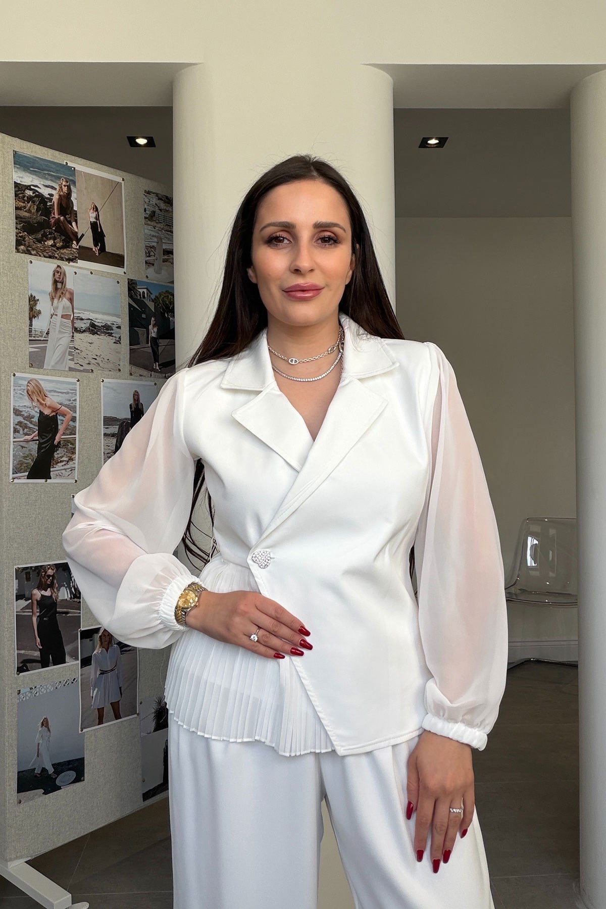 Pilise Detaylı Kolları Şifon Bluz- BEYAZ