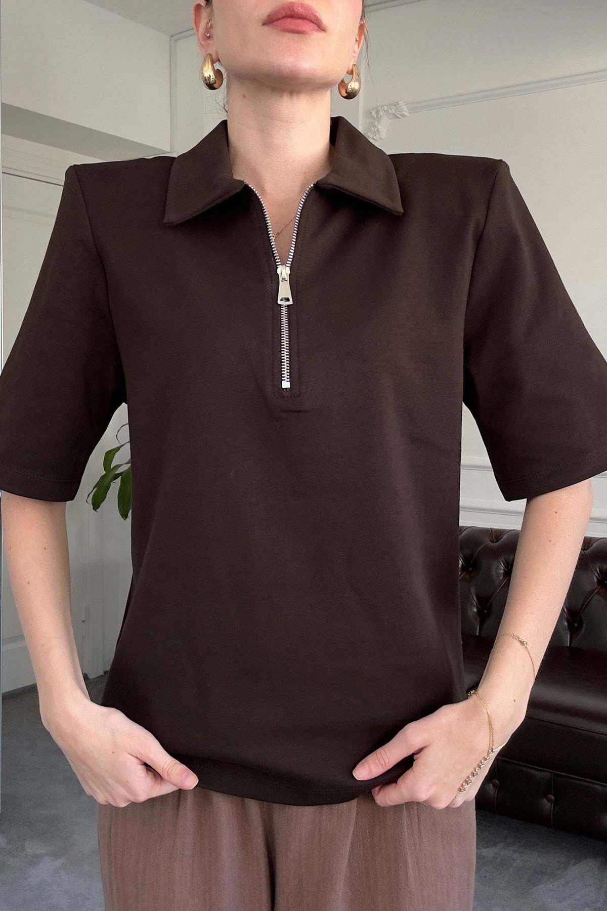 Polo Yaka Fermuarlı Tshırt- KAHVERENGİ
